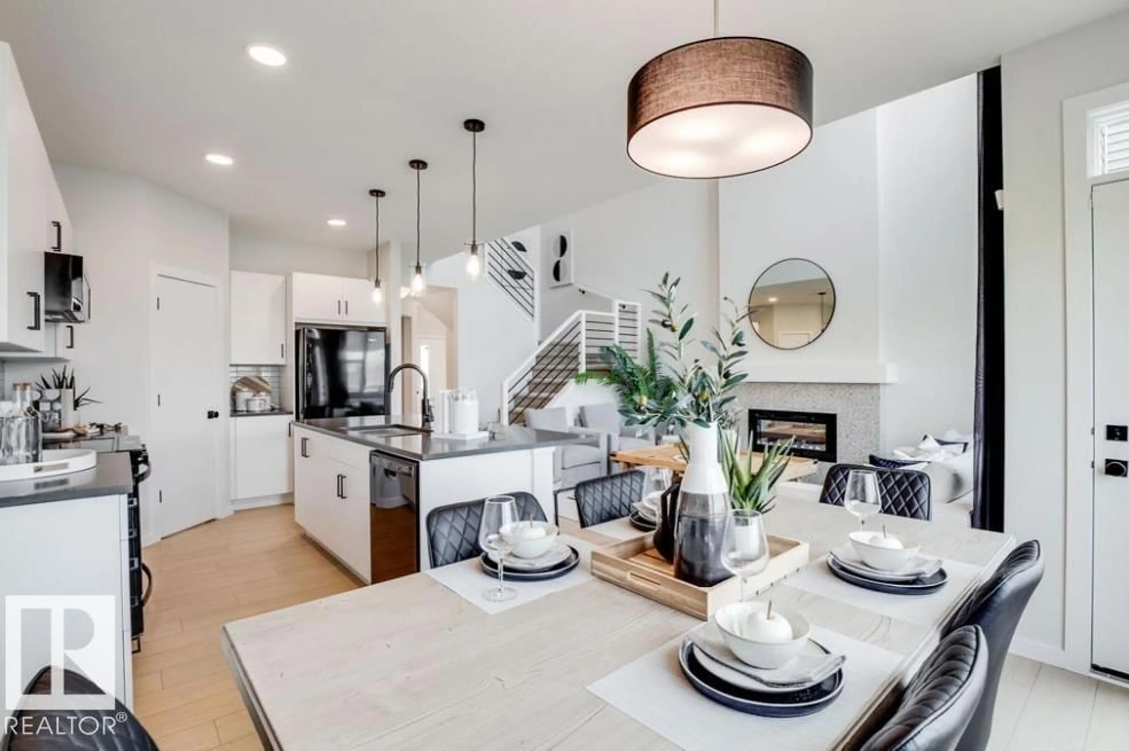Unknown for 5607 69 STREET, Beaumont Alberta T4X2Z7