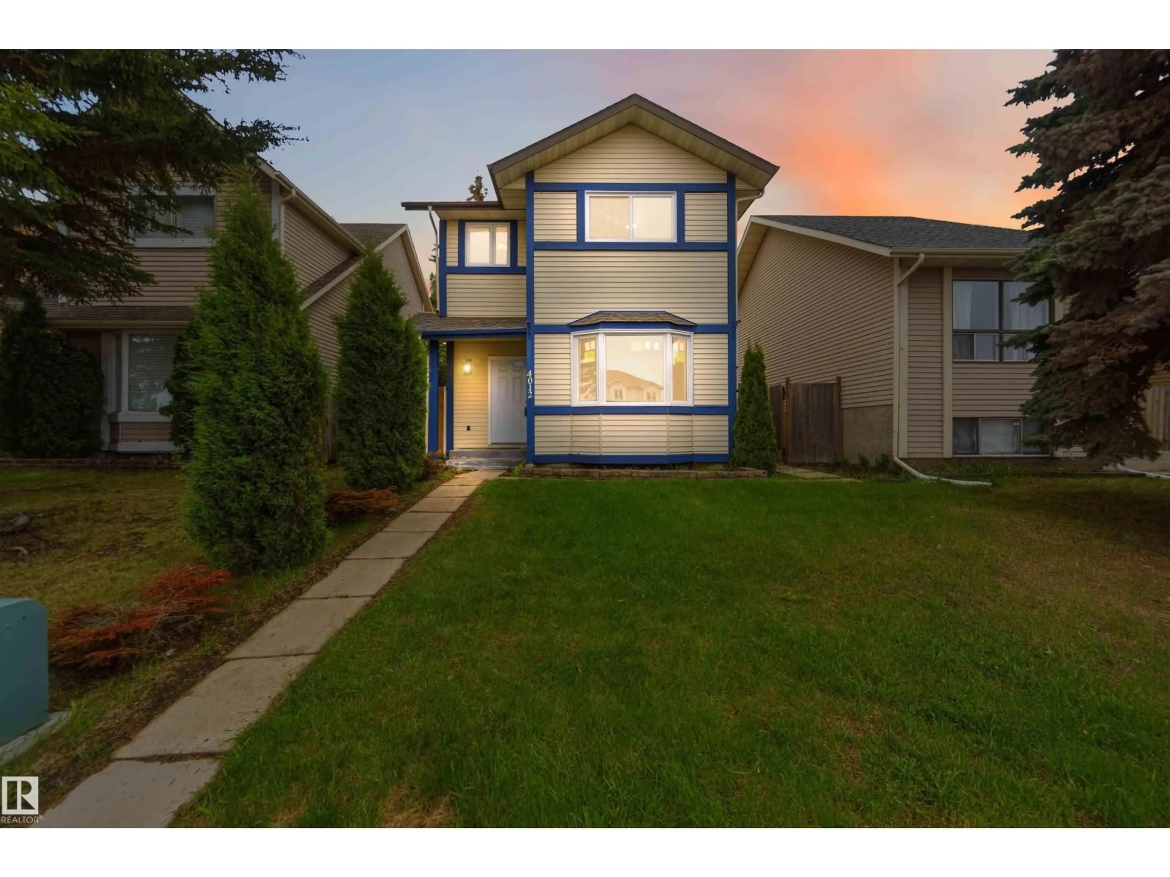 Home with vinyl exterior material, street for 4012 51 ST, Gibbons Alberta T0A1N0