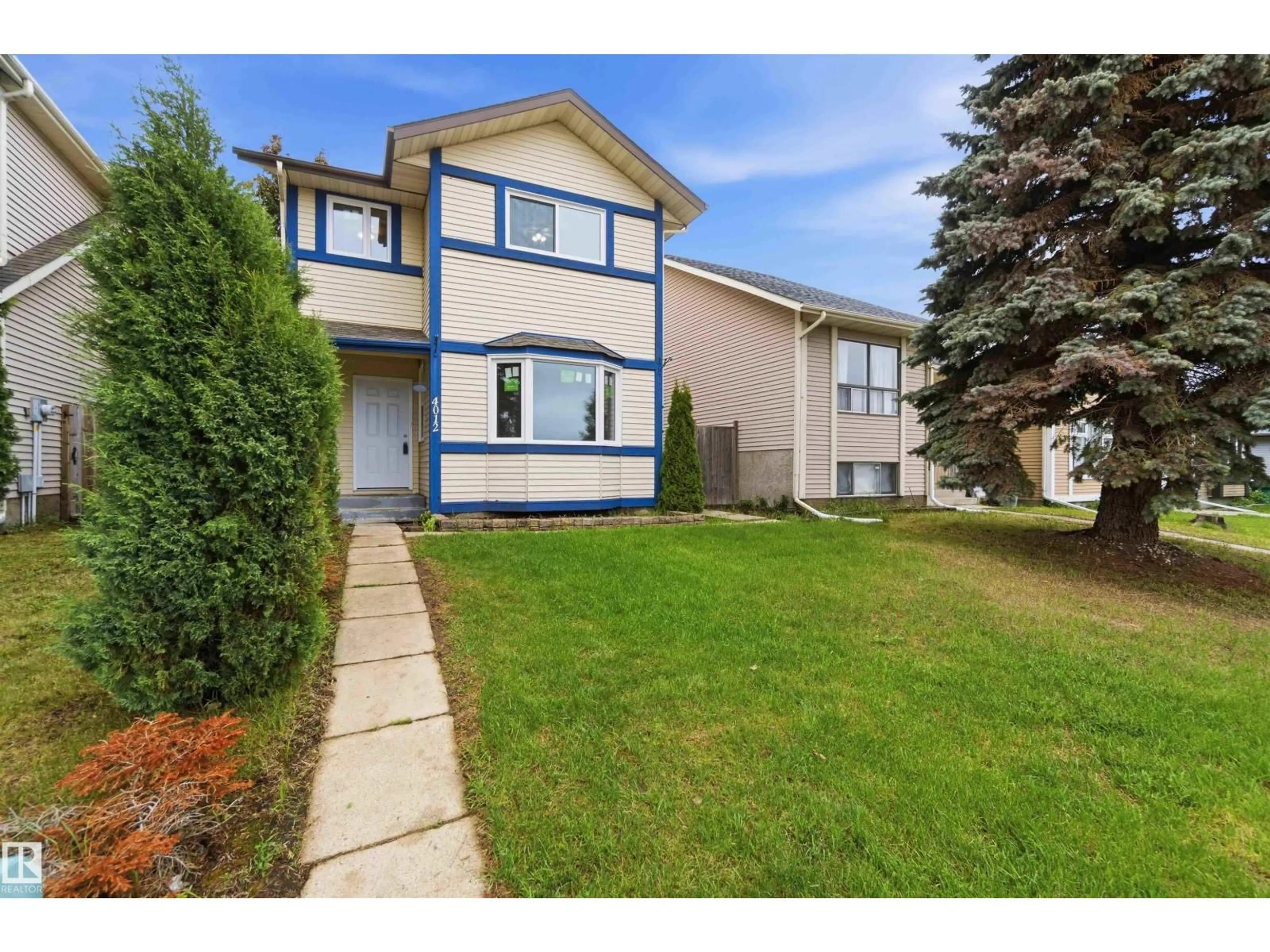 Home with vinyl exterior material, street for 4012 51 ST, Gibbons Alberta T0A1N0