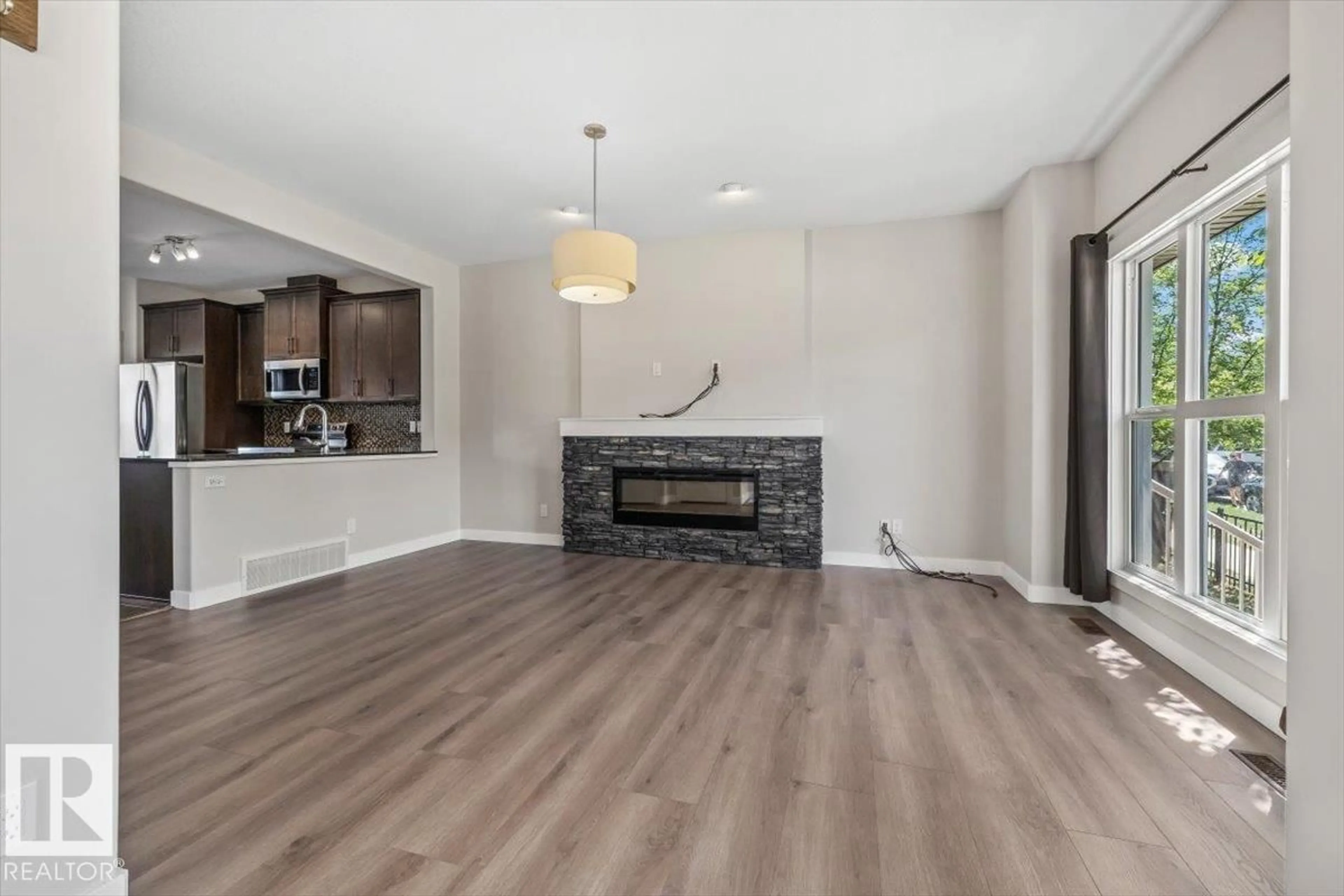 Unknown for 356 PIONEER RD, Spruce Grove Alberta T7X0T1