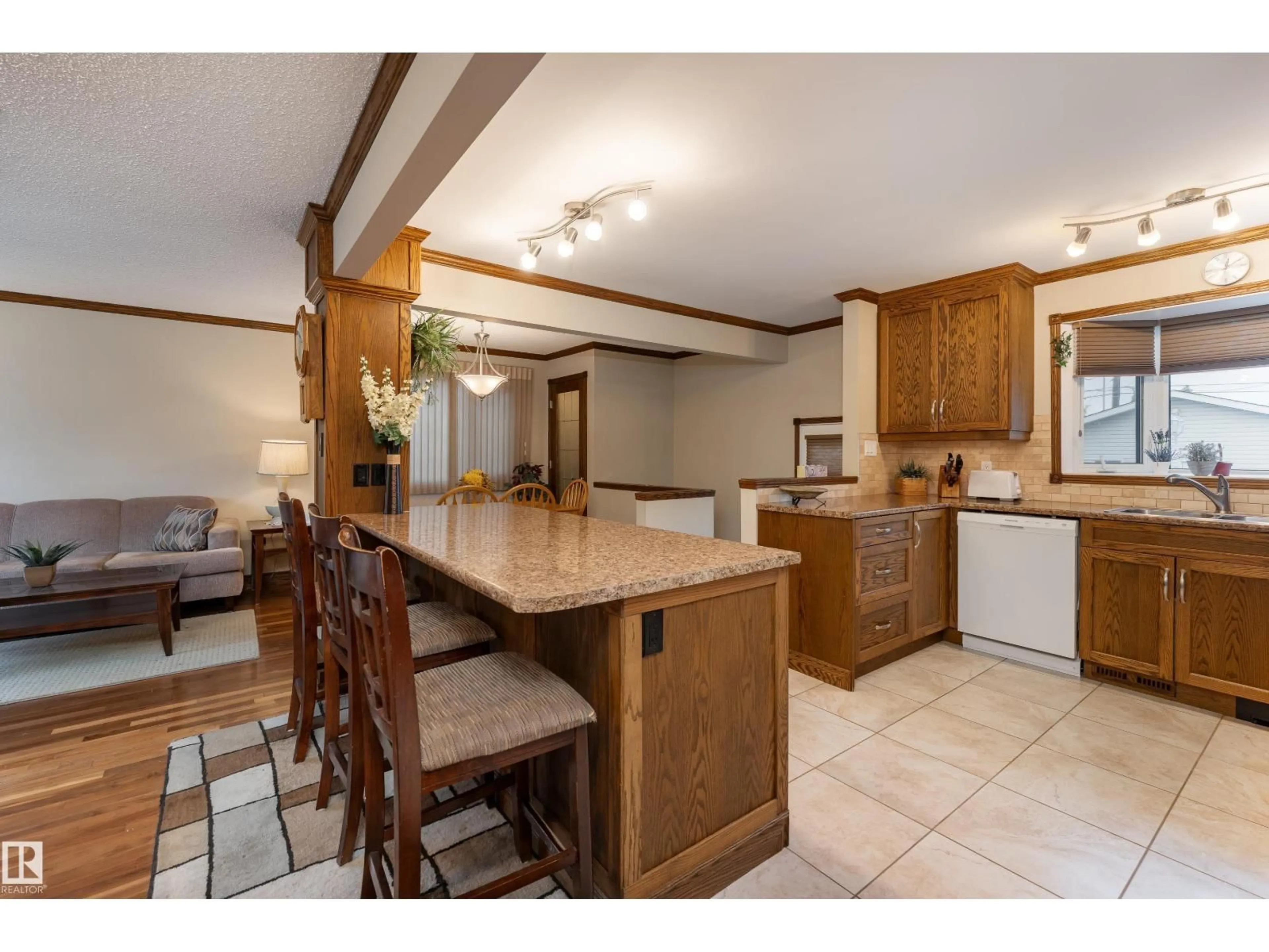 Open concept kitchen, unknown for 9906 99 ST, Morinville Alberta T8R1G5
