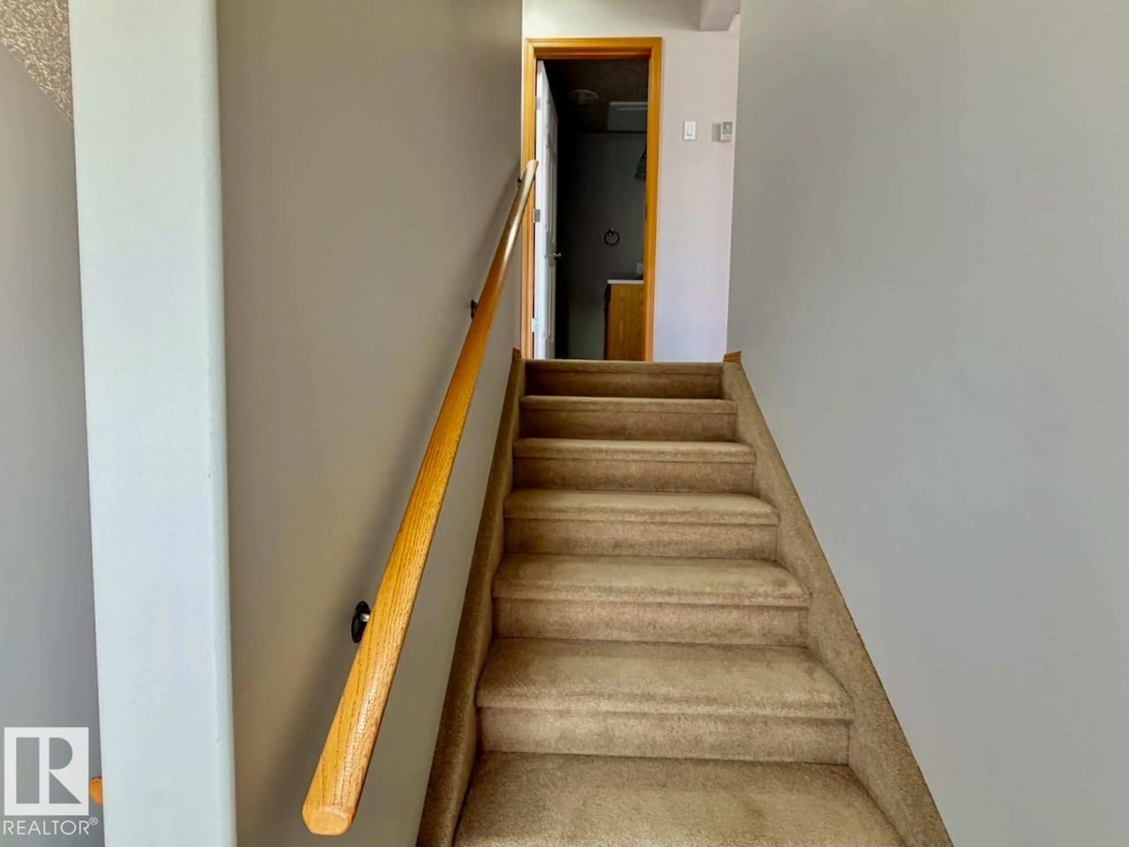 Stairs for 8 - 5025 50 AV, Drayton Valley Alberta T7A1J7