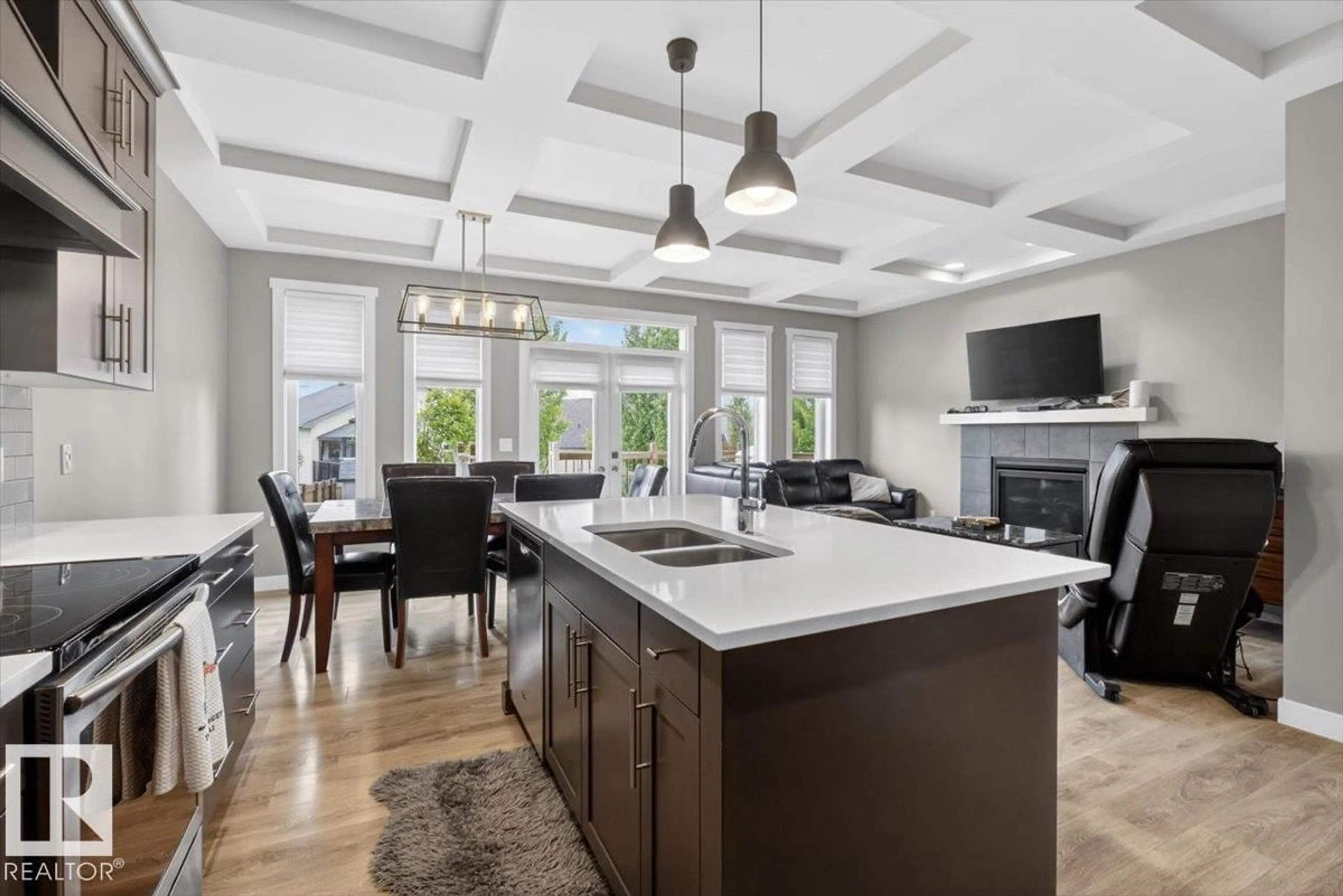 Open concept kitchen, unknown for 148 AMBERLEY WY, Sherwood Park Alberta T8H0X2