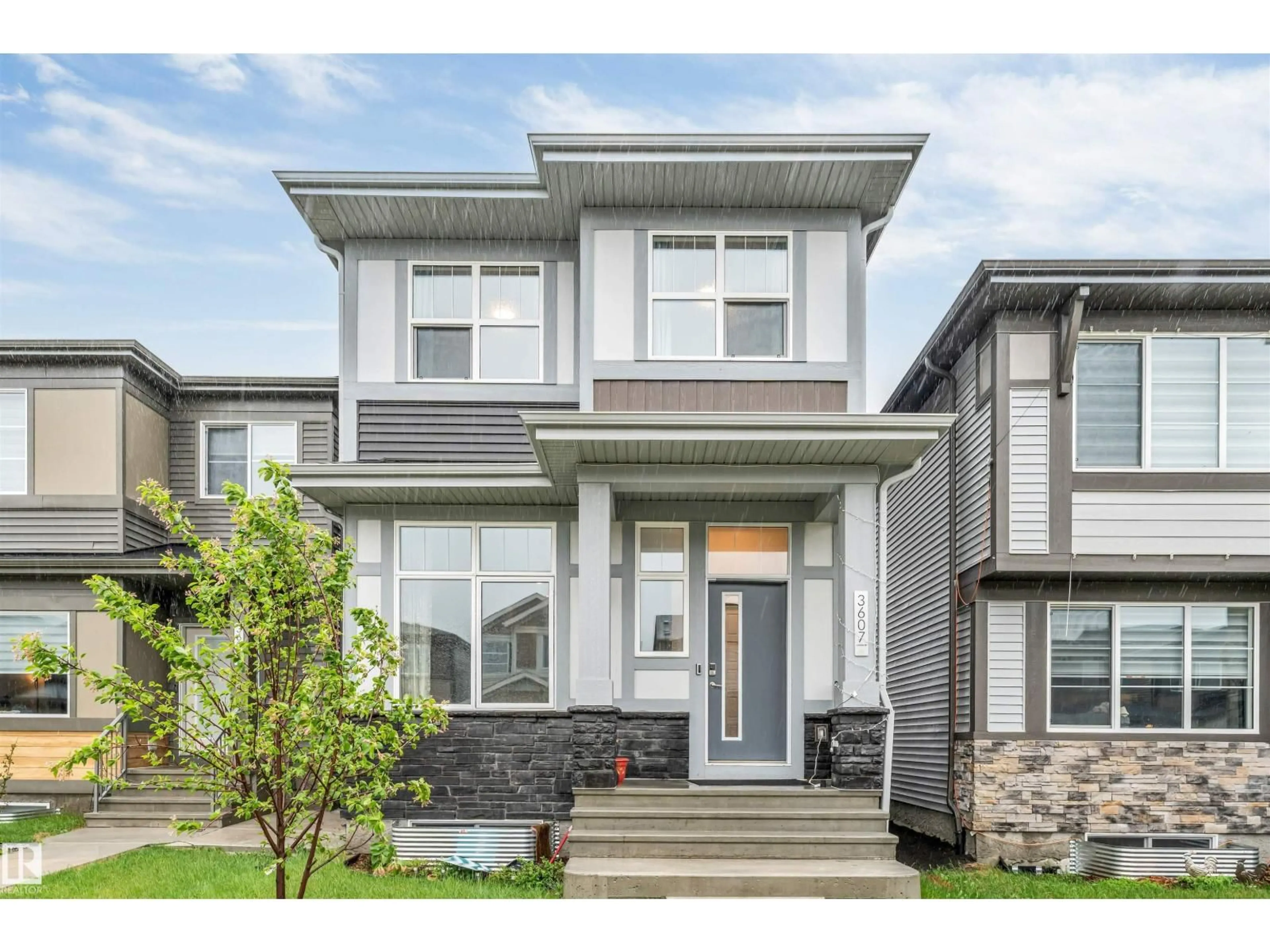Home with vinyl exterior material, street for 3607 6 AV, Edmonton Alberta T6X1A5