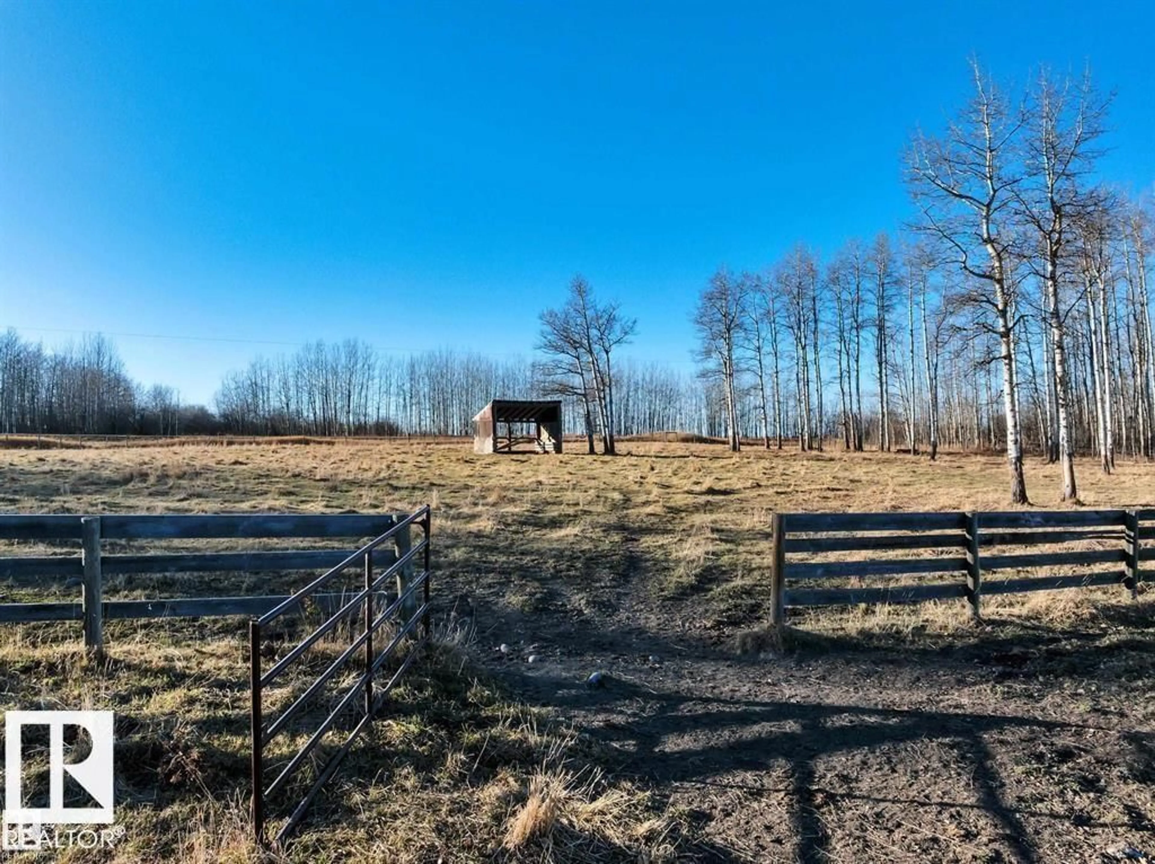 A pic from outside/outdoor area/front of a property/back of a property/a pic from drone, forest/trees view for 465051 RGE ROAD 41, Rural Wetaskiwin County Alberta T0C2X0