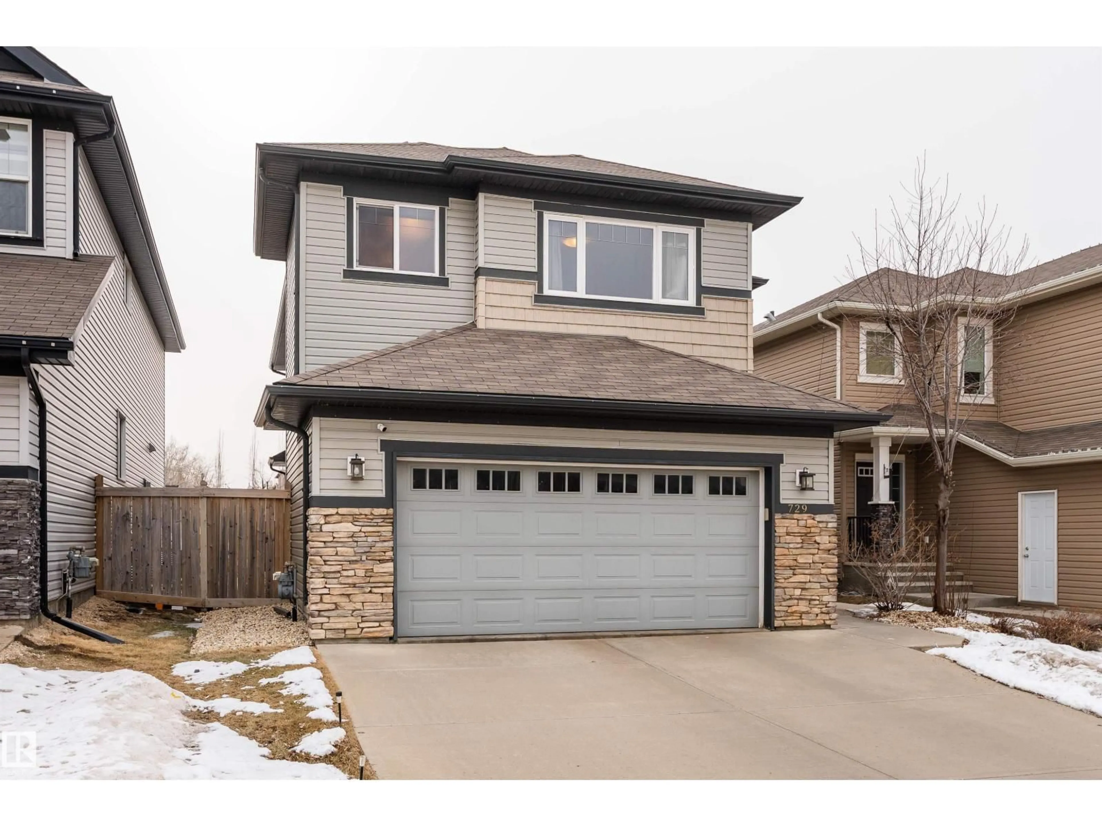 Home with vinyl exterior material, street for 729 37A AV, Edmonton Alberta T6T0S2