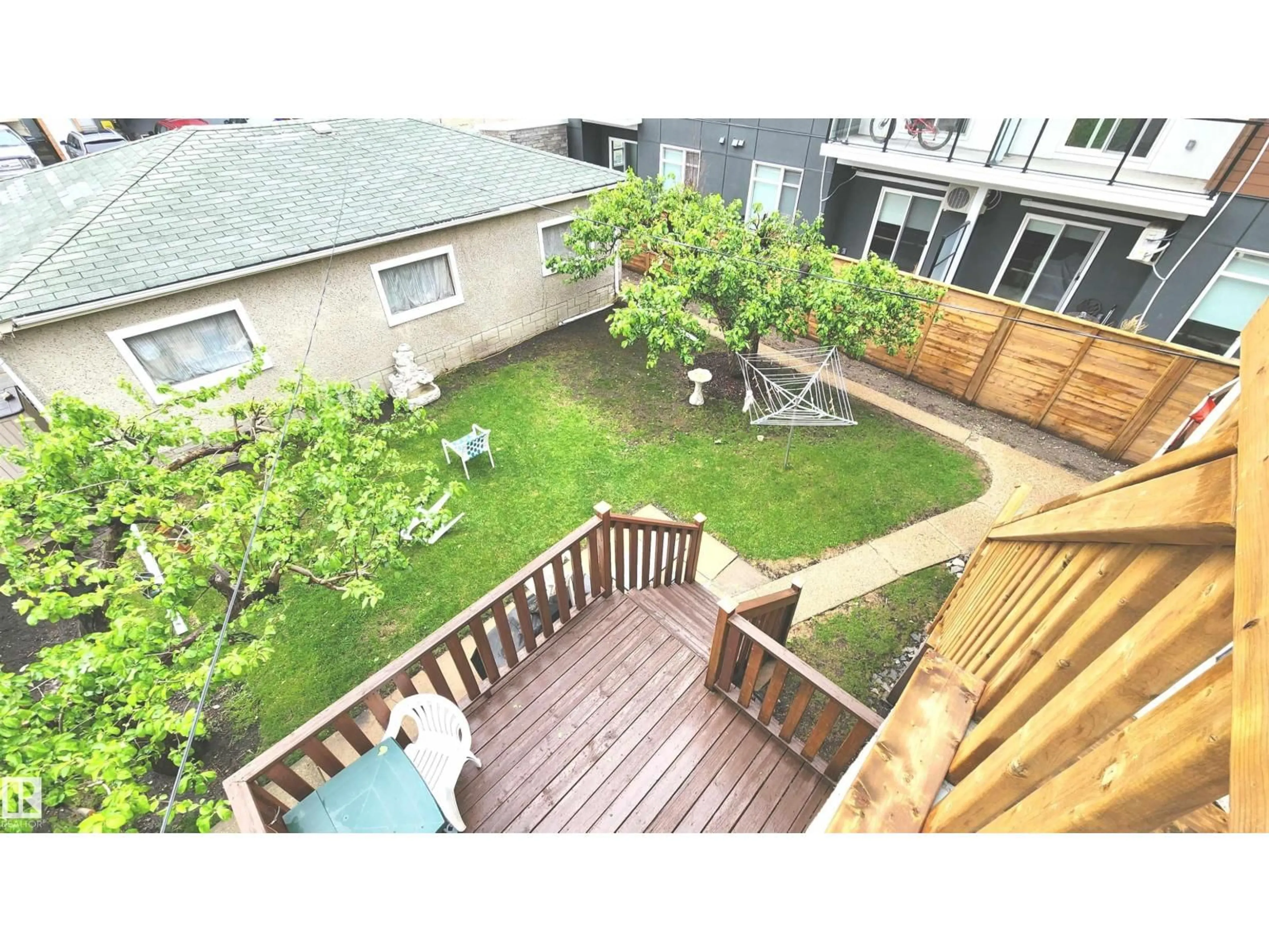 A pic from outside/outdoor area/front of a property/back of a property/a pic from drone, unknown for 113 ST NW, Edmonton Alberta T5K1N9