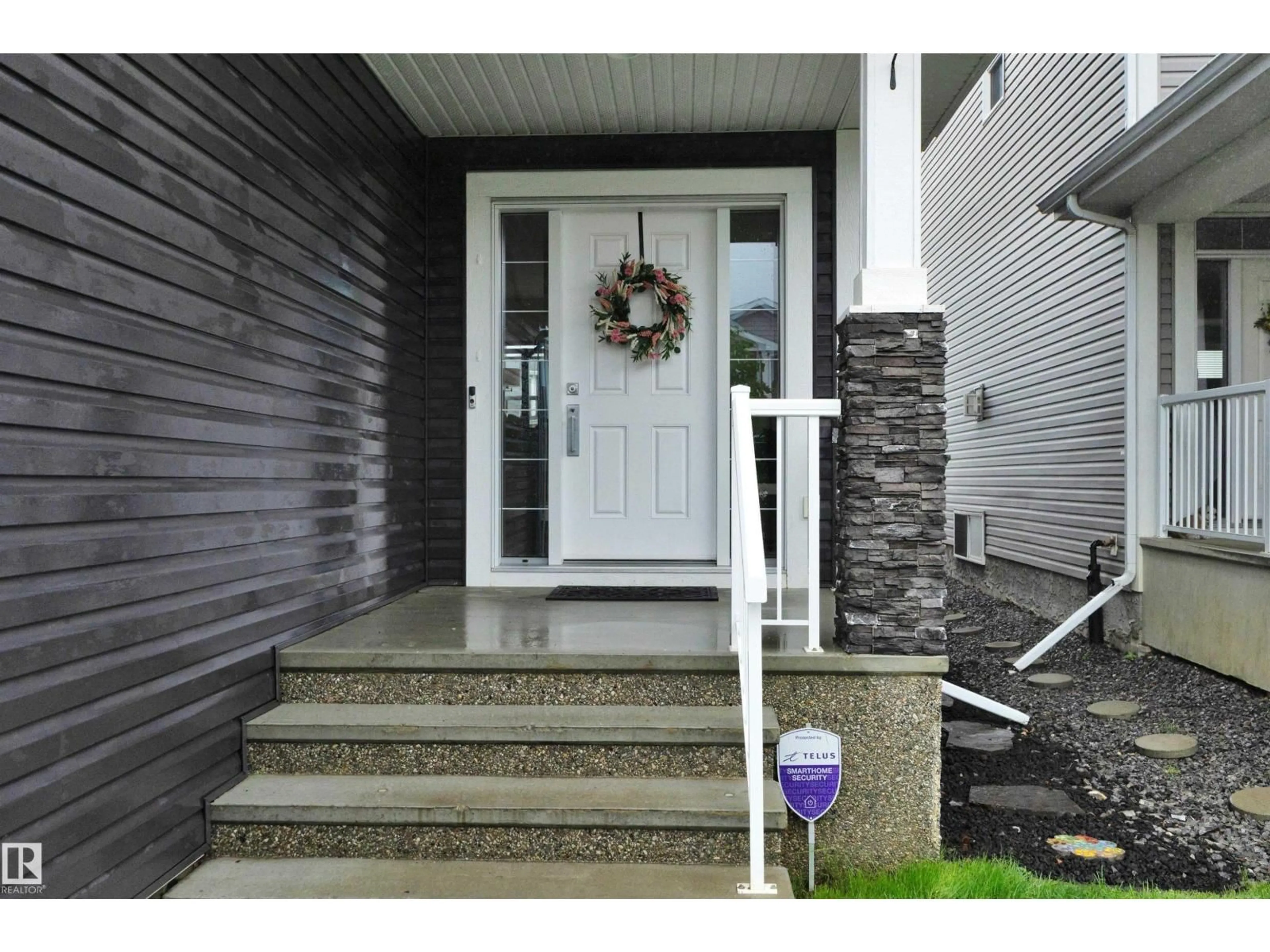 Indoor entryway for 186 SHEPPARD CI, Leduc Alberta T9E0T4
