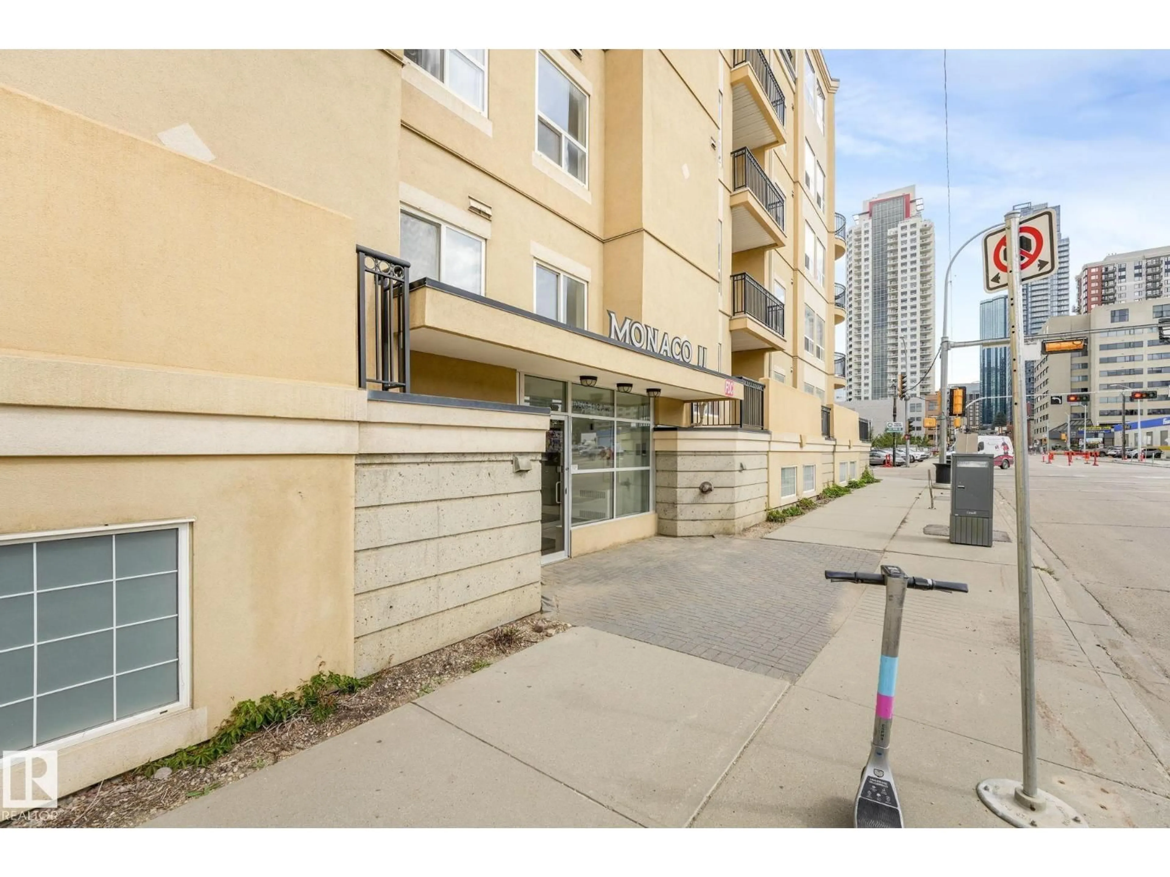 Patio, street for #310 - 10606 102 AV, Edmonton Alberta T5J5E9