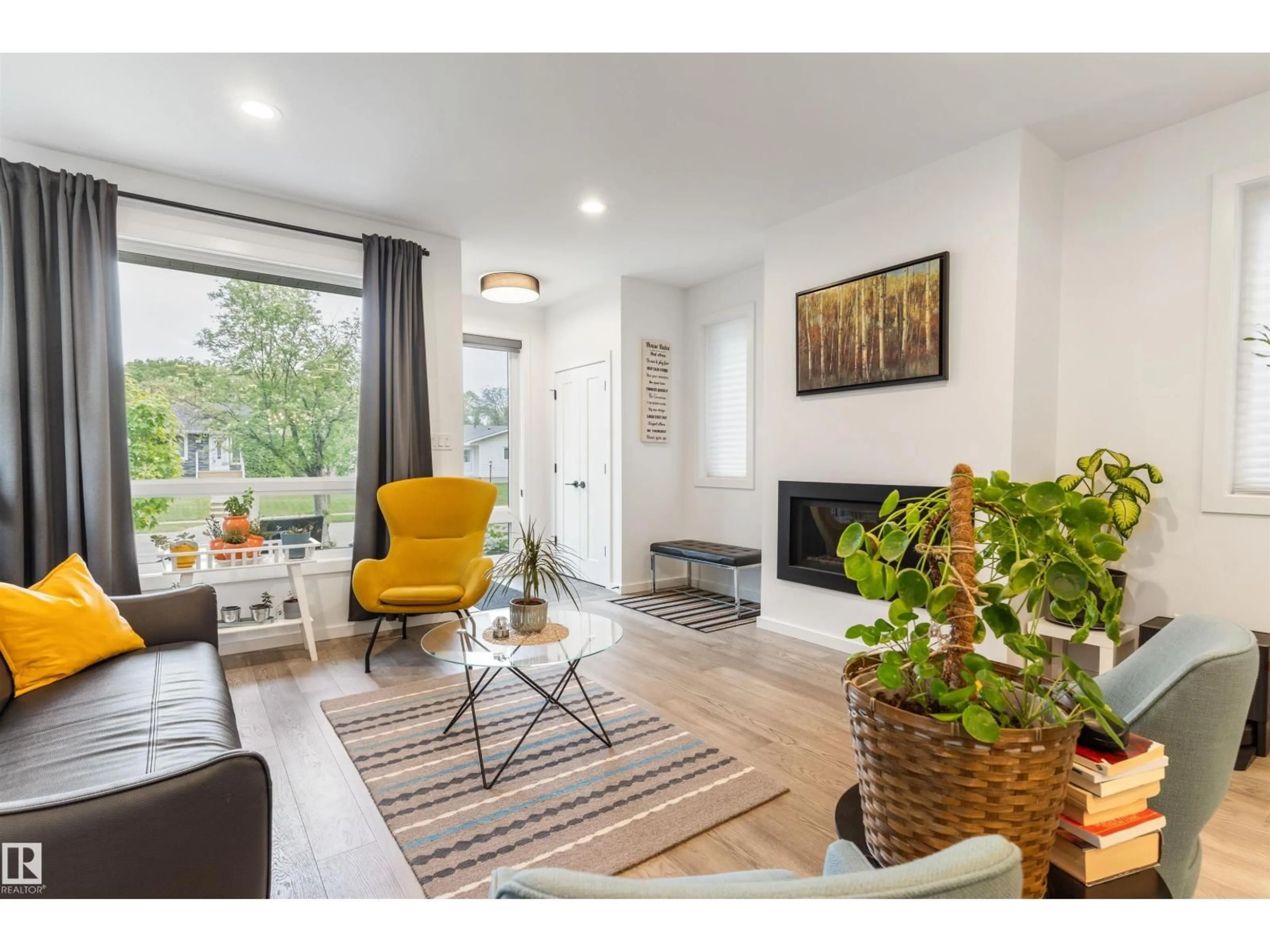 Living room with furniture, unknown for 9124 73 AV, Edmonton Alberta T6E1A6