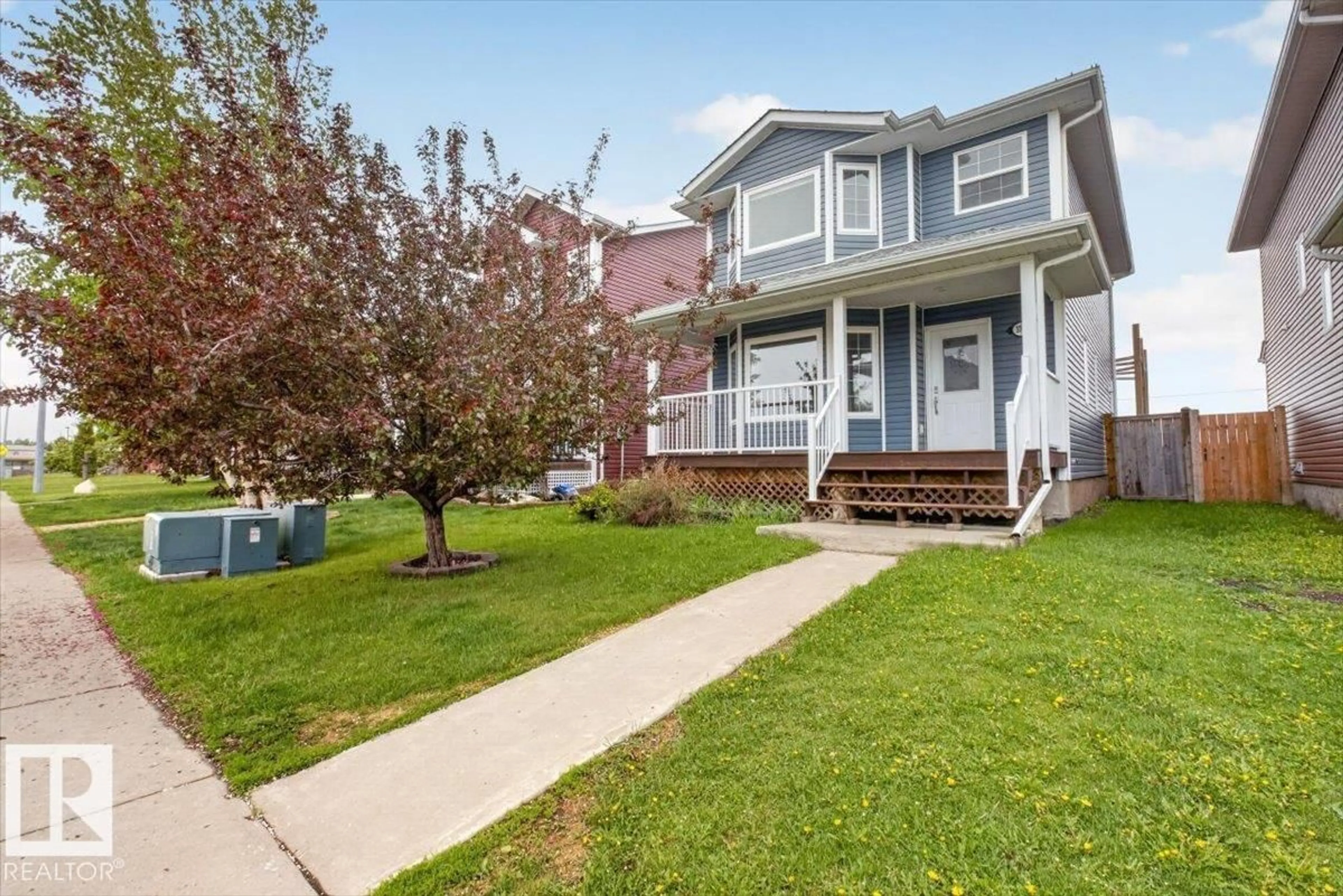 Home with vinyl exterior material, street for 3716 53 ST, Gibbons Alberta T0A1N0