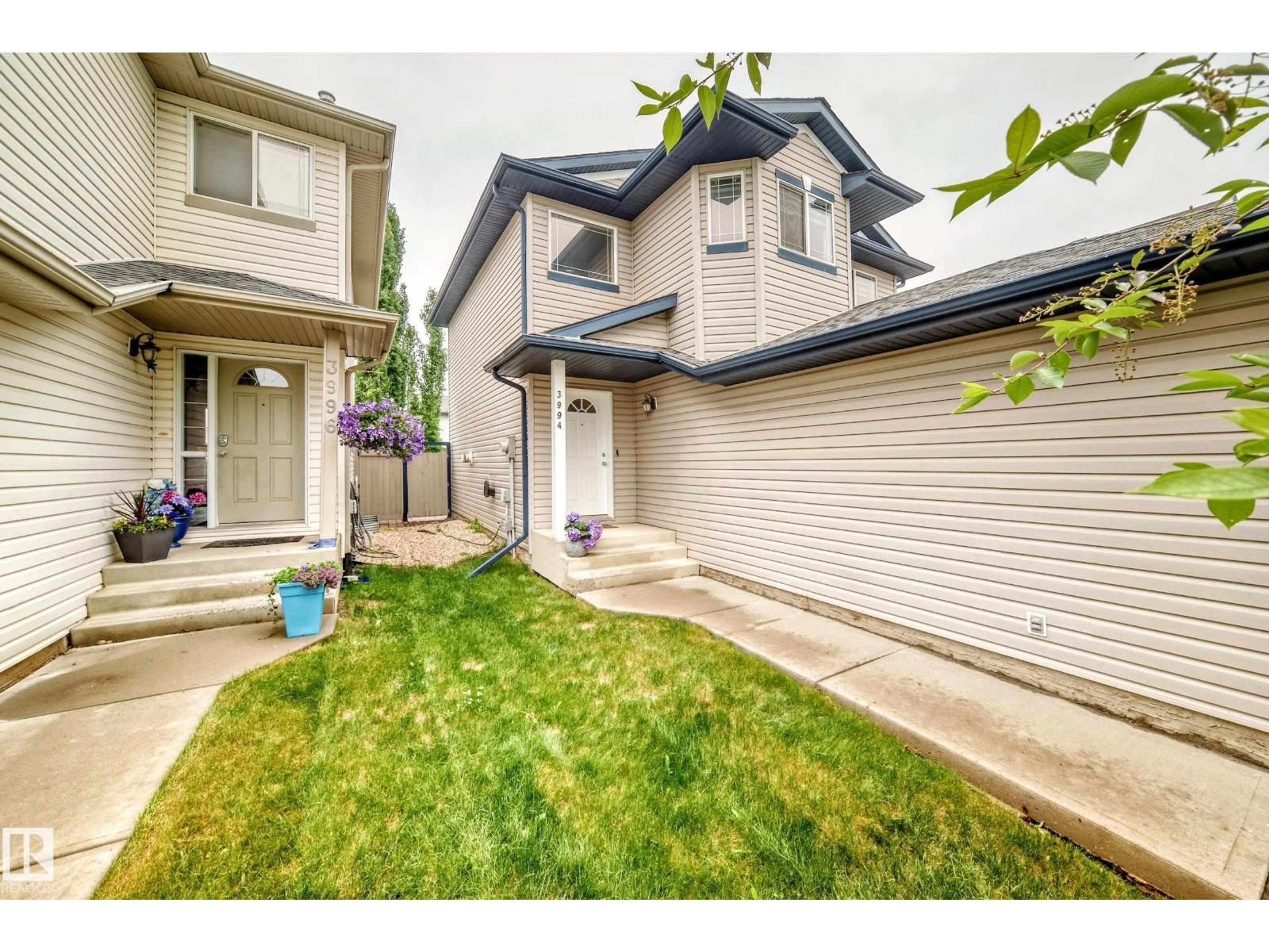 Unknown for SW - 3994 MCMULLEN GREEN GR, Edmonton Alberta T6W1S8