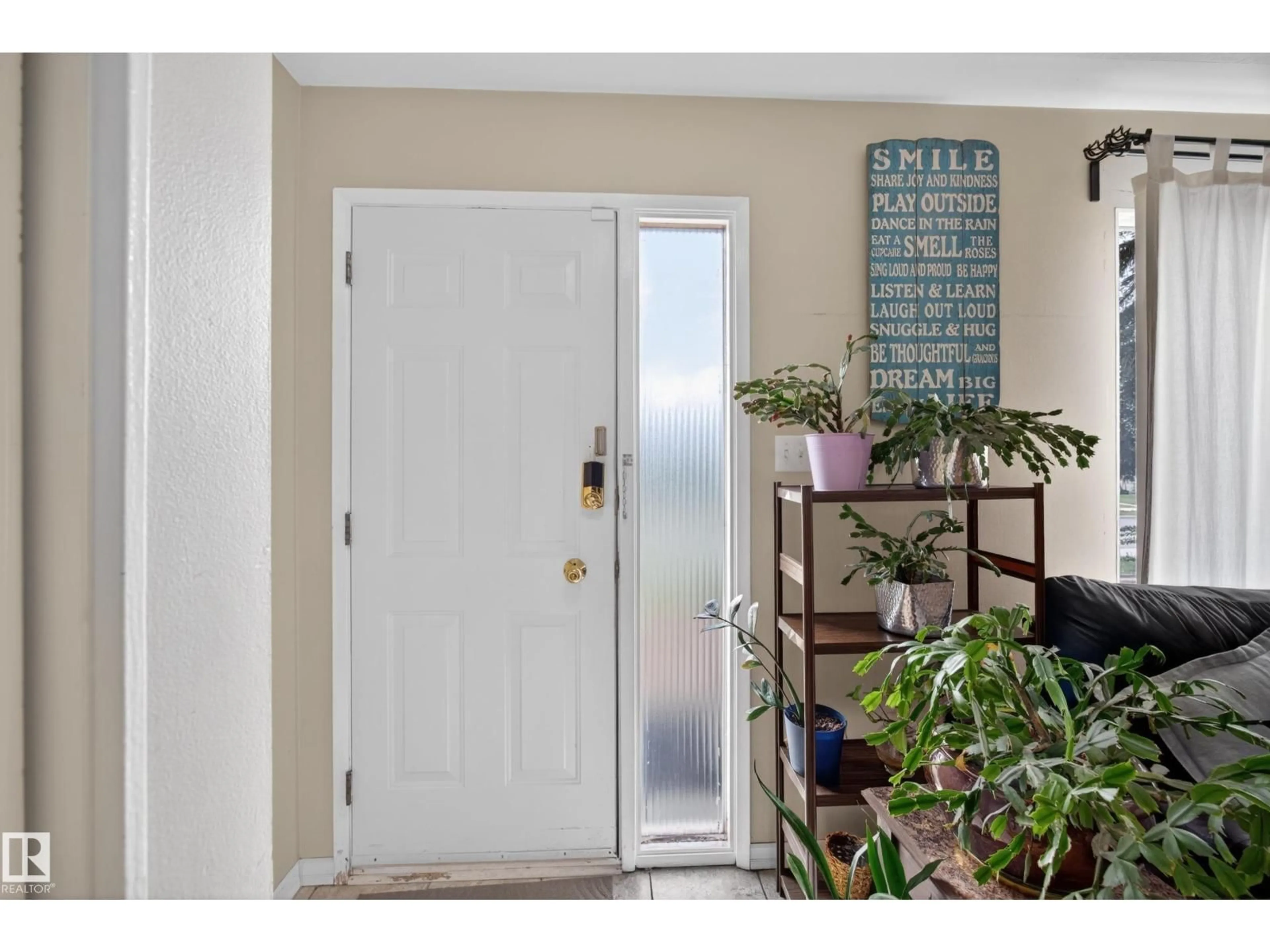 Indoor entryway for NW - 5216 104A ST, Edmonton Alberta T6H2M1