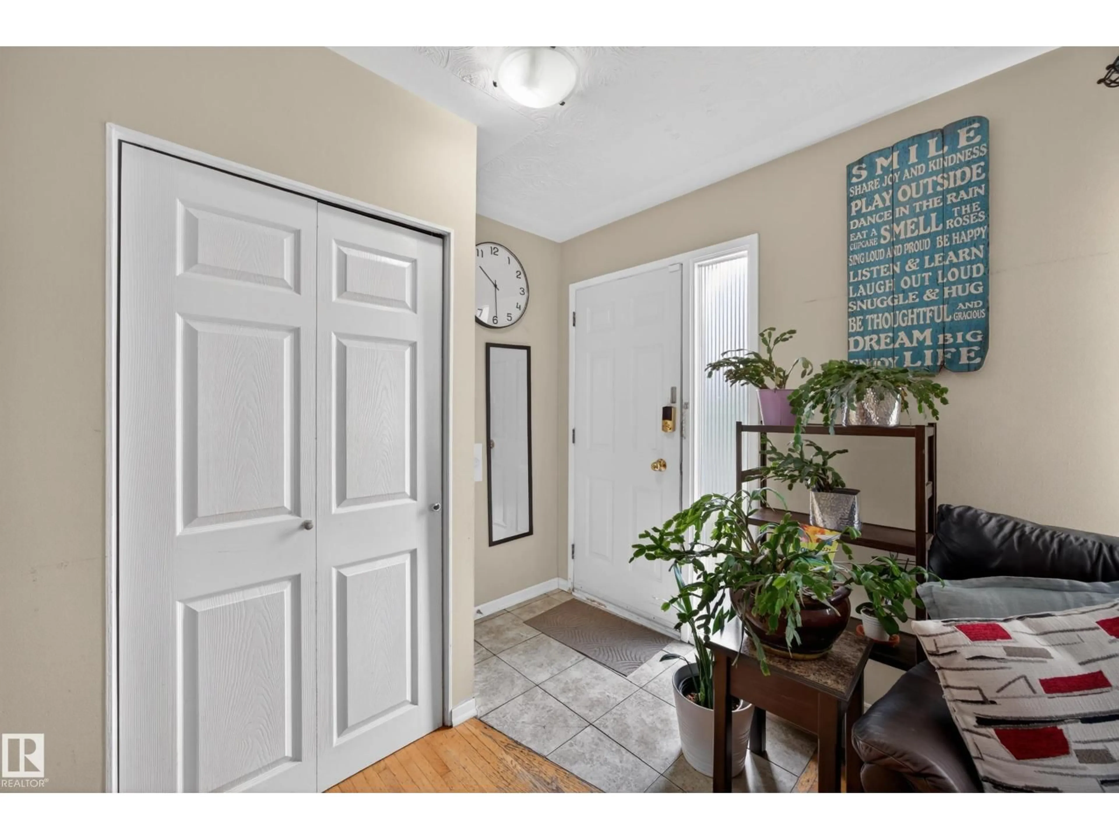 Indoor entryway for NW - 5216 104A ST, Edmonton Alberta T6H2M1