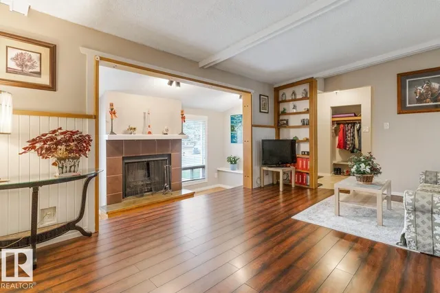 6303 89 AV, Edmonton 5
