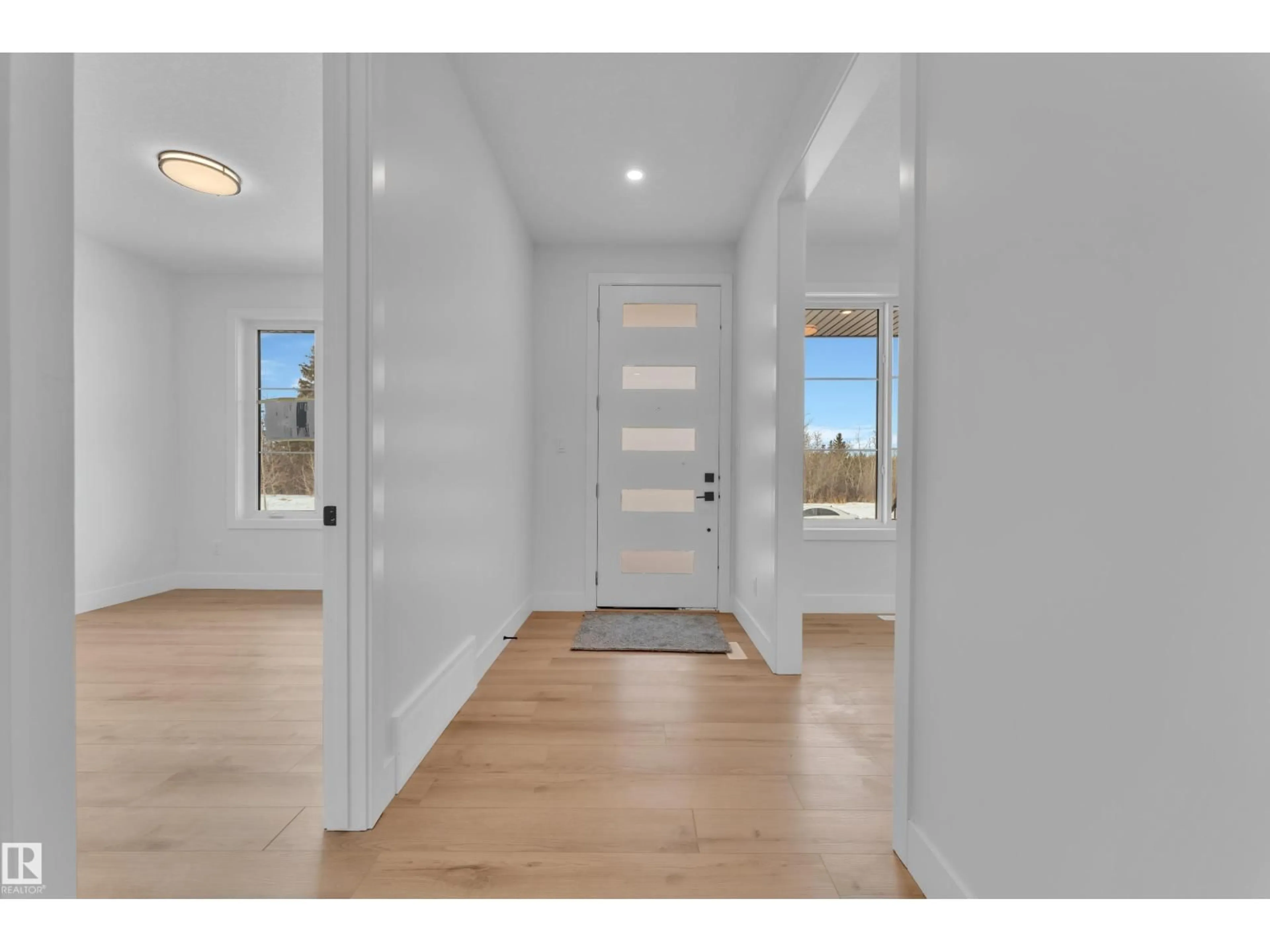 Indoor entryway for 6111 CRAWFORD DR, Edmonton Alberta T6W4L7