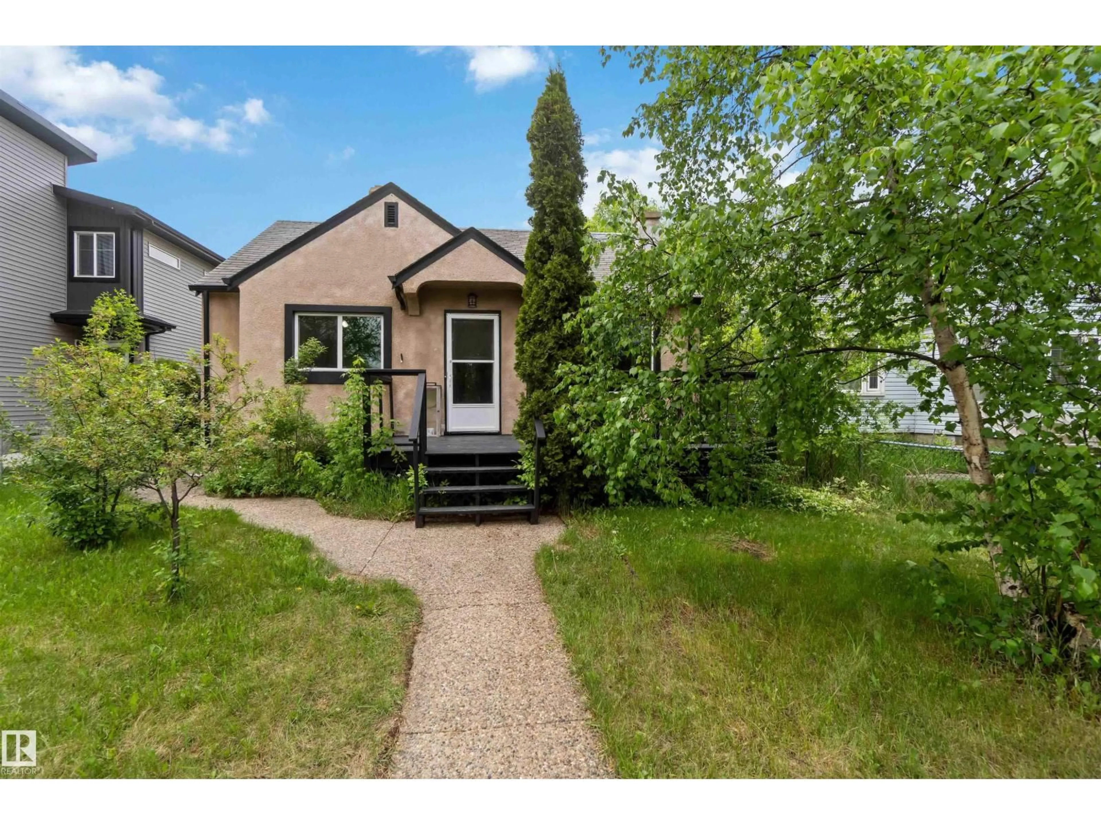 Unknown for 11842 93 ST, Edmonton Alberta T5G1E3