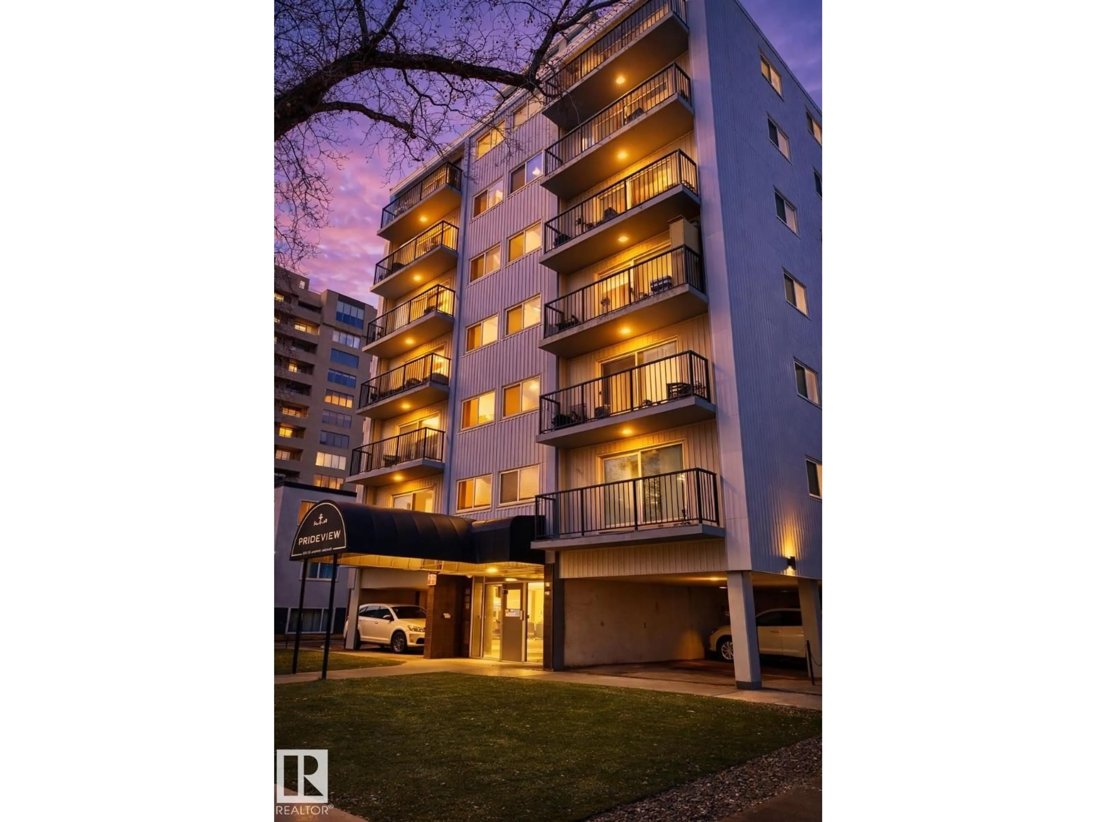 Unknown for 202 - 8310 JASPER AV, Edmonton Alberta T5H3S3