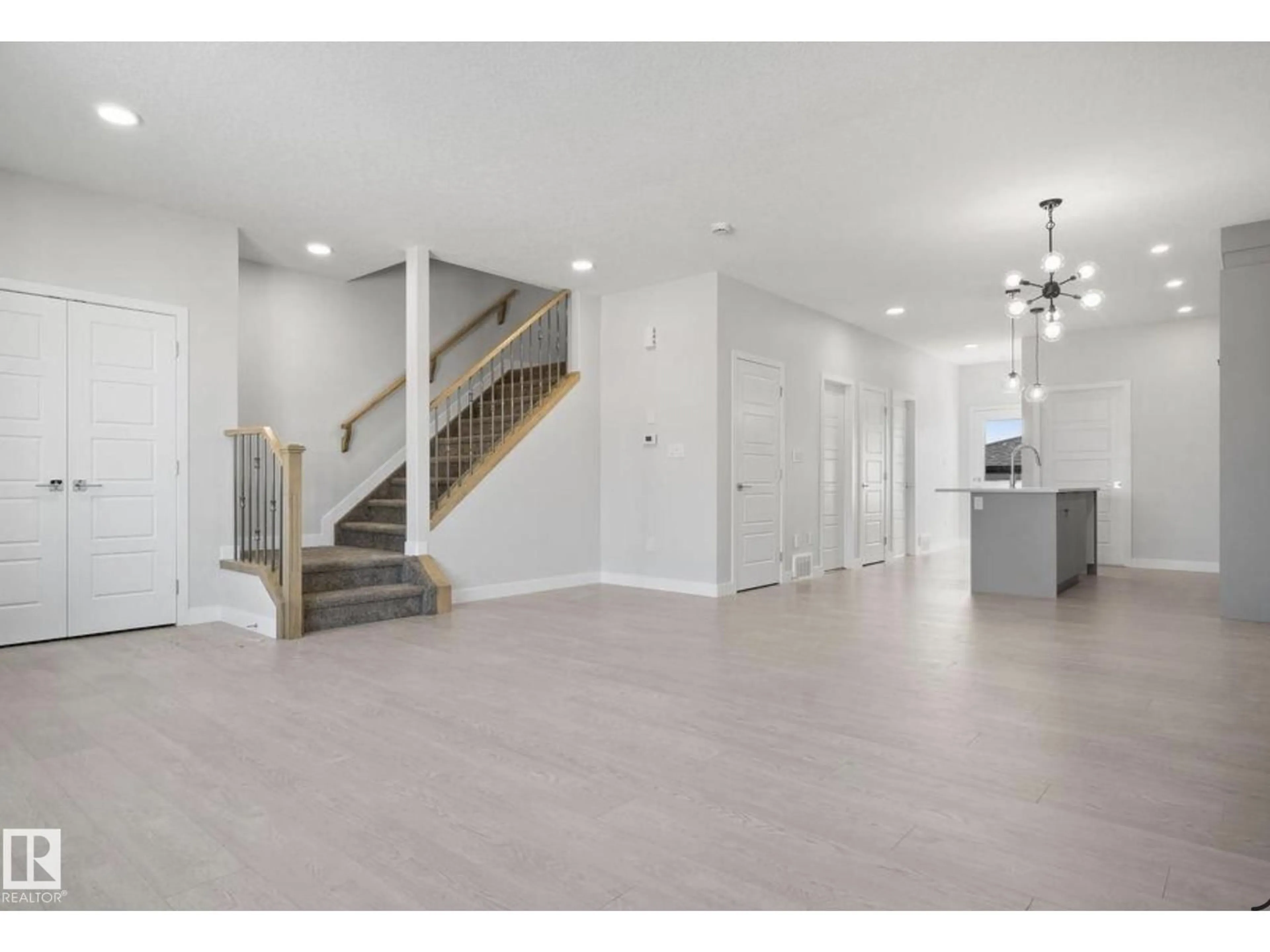 Unknown for 1503 211 STREET, Edmonton Alberta T6M3P2