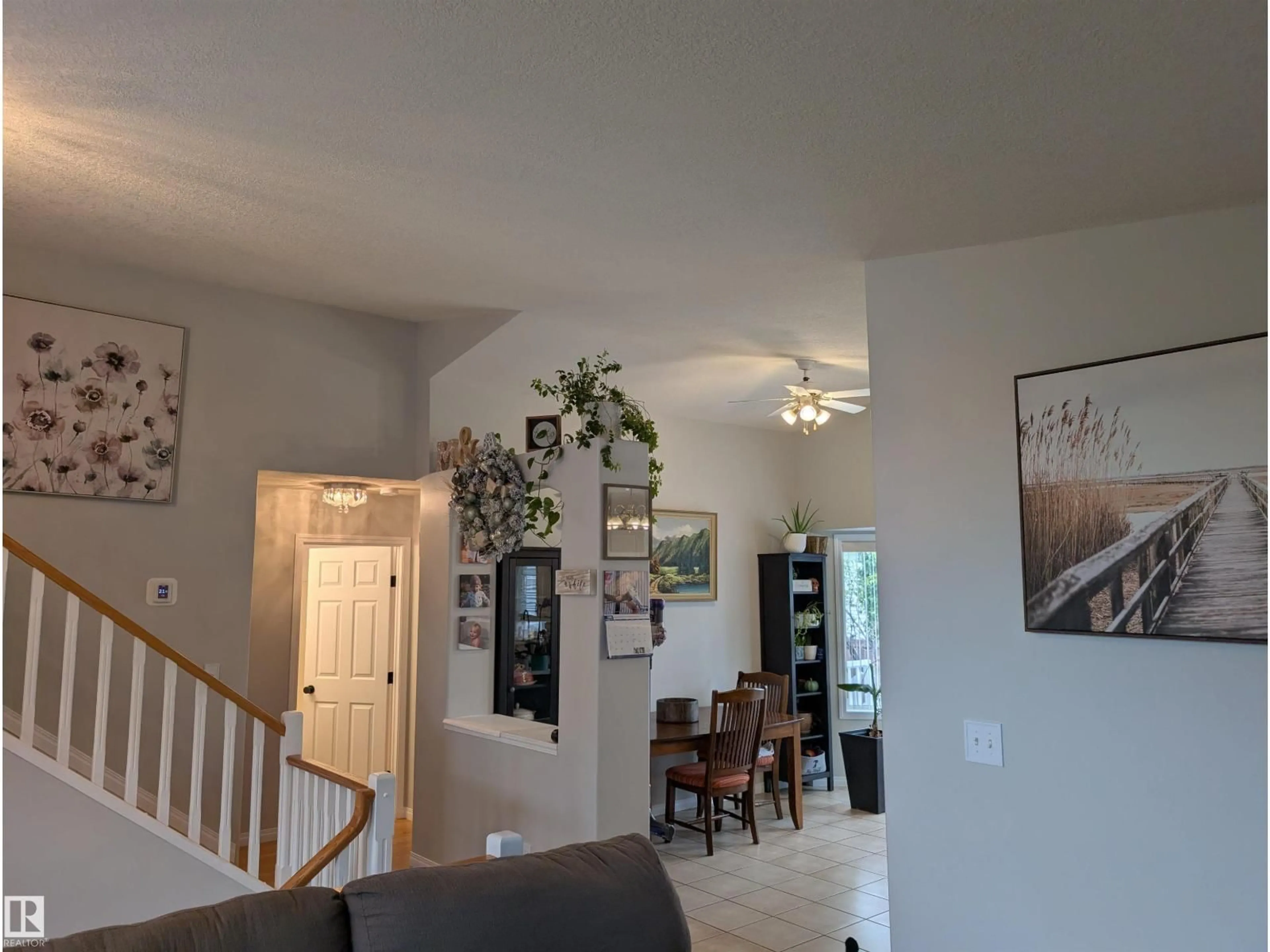A pic of a room for 1113 HERMITAGE RD, Edmonton Alberta T5A5B8