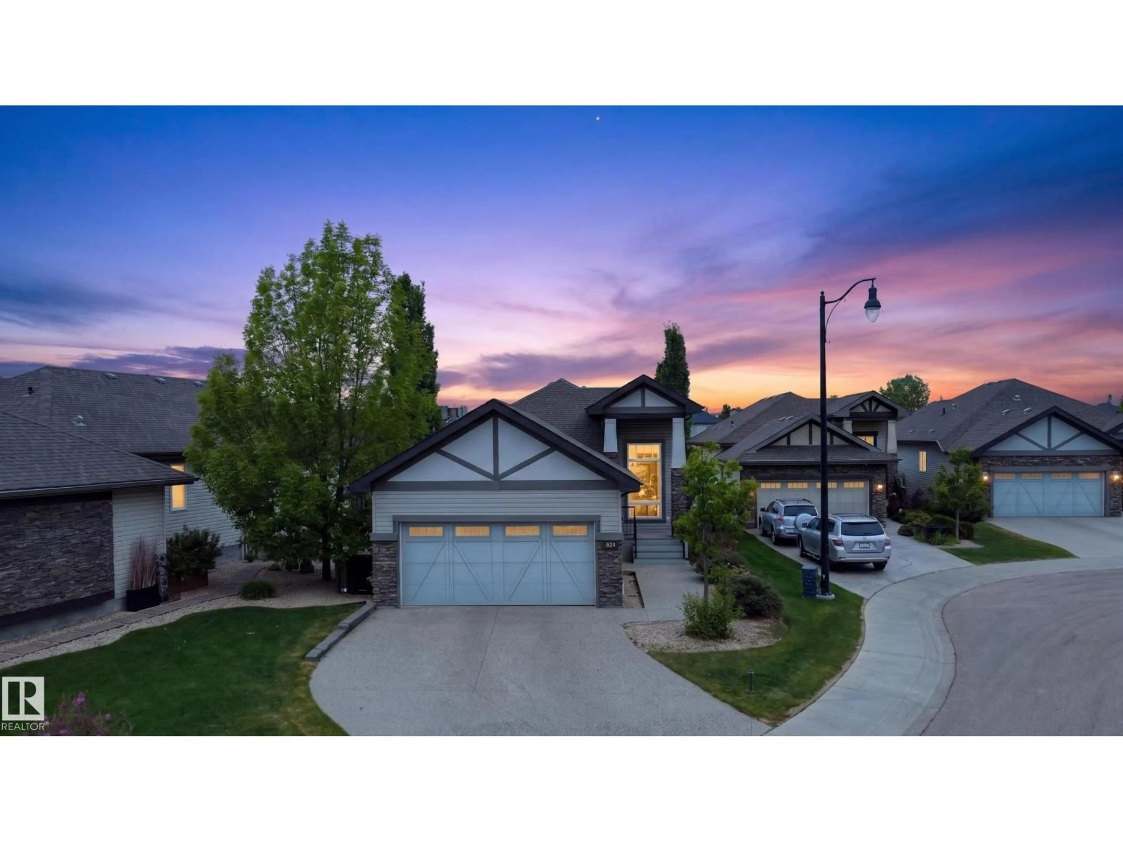 A pic from outside/outdoor area/front of a property/back of a property/a pic from drone, mountain view for 624 CANTOR LANDING LD, Edmonton Alberta T6W0V6