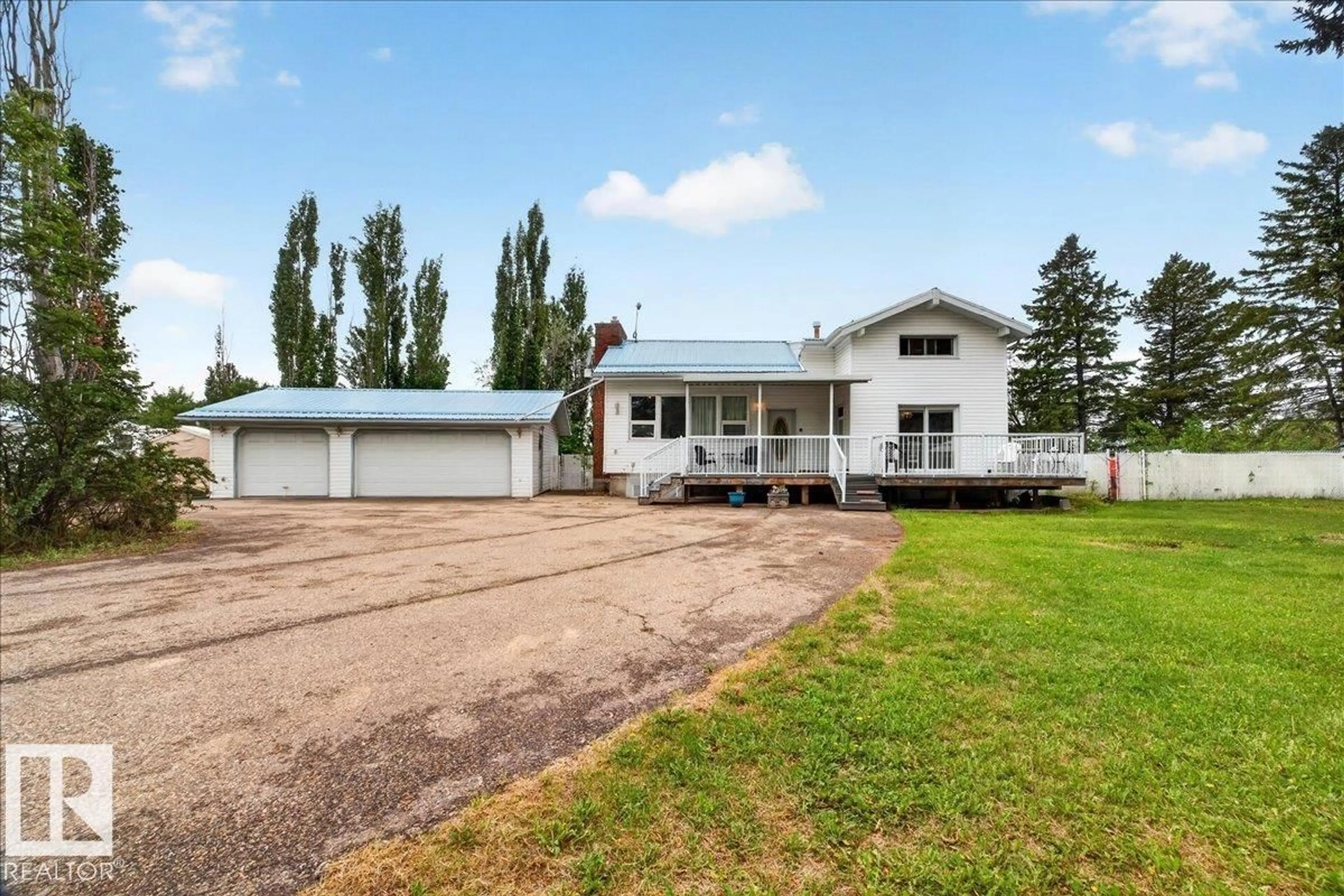 A pic from outside/outdoor area/front of a property/back of a property/a pic from drone, unknown for #140 - 50047 RGE RD, Rural Leduc County Alberta T4X0N8
