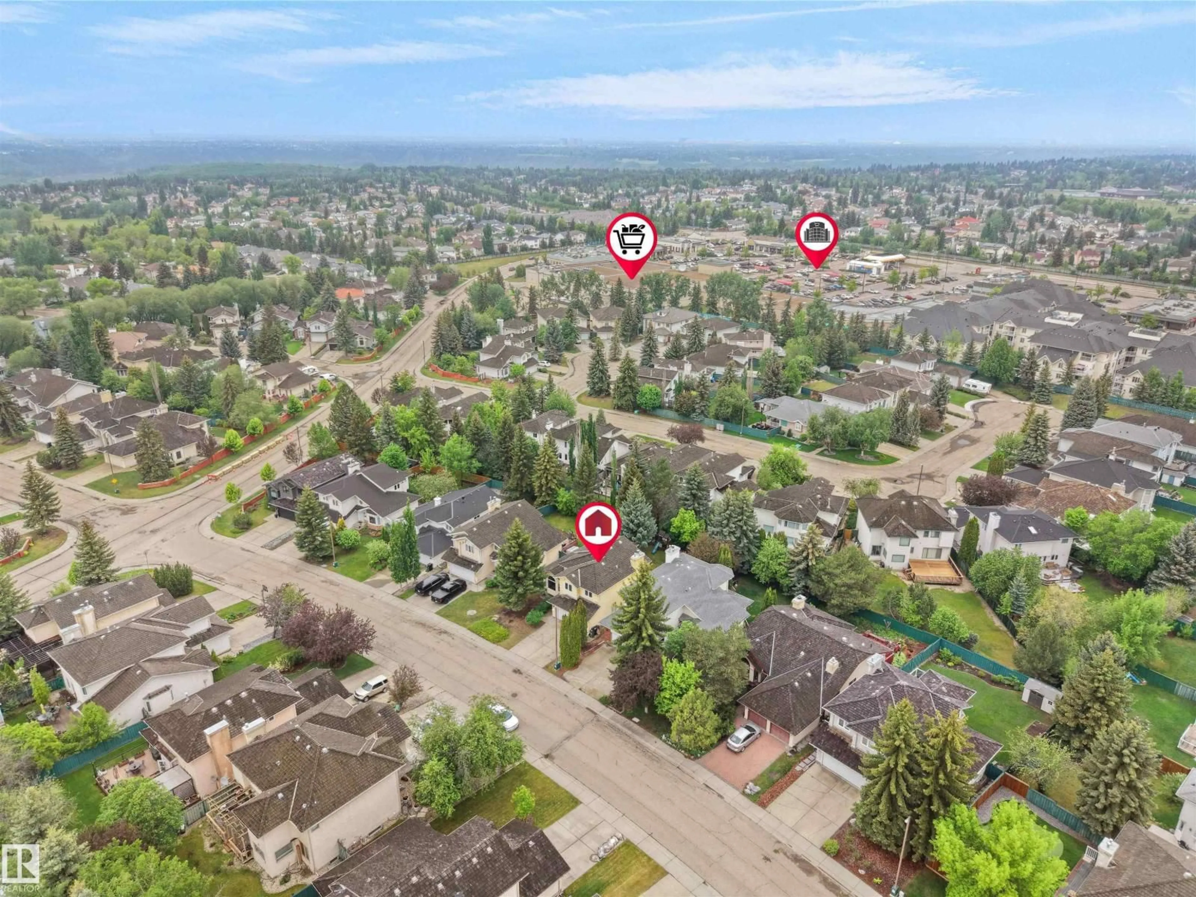 A pic from outside/outdoor area/front of a property/back of a property/a pic from drone, street for 208 FERGUSON PL, Edmonton Alberta T6R2C8