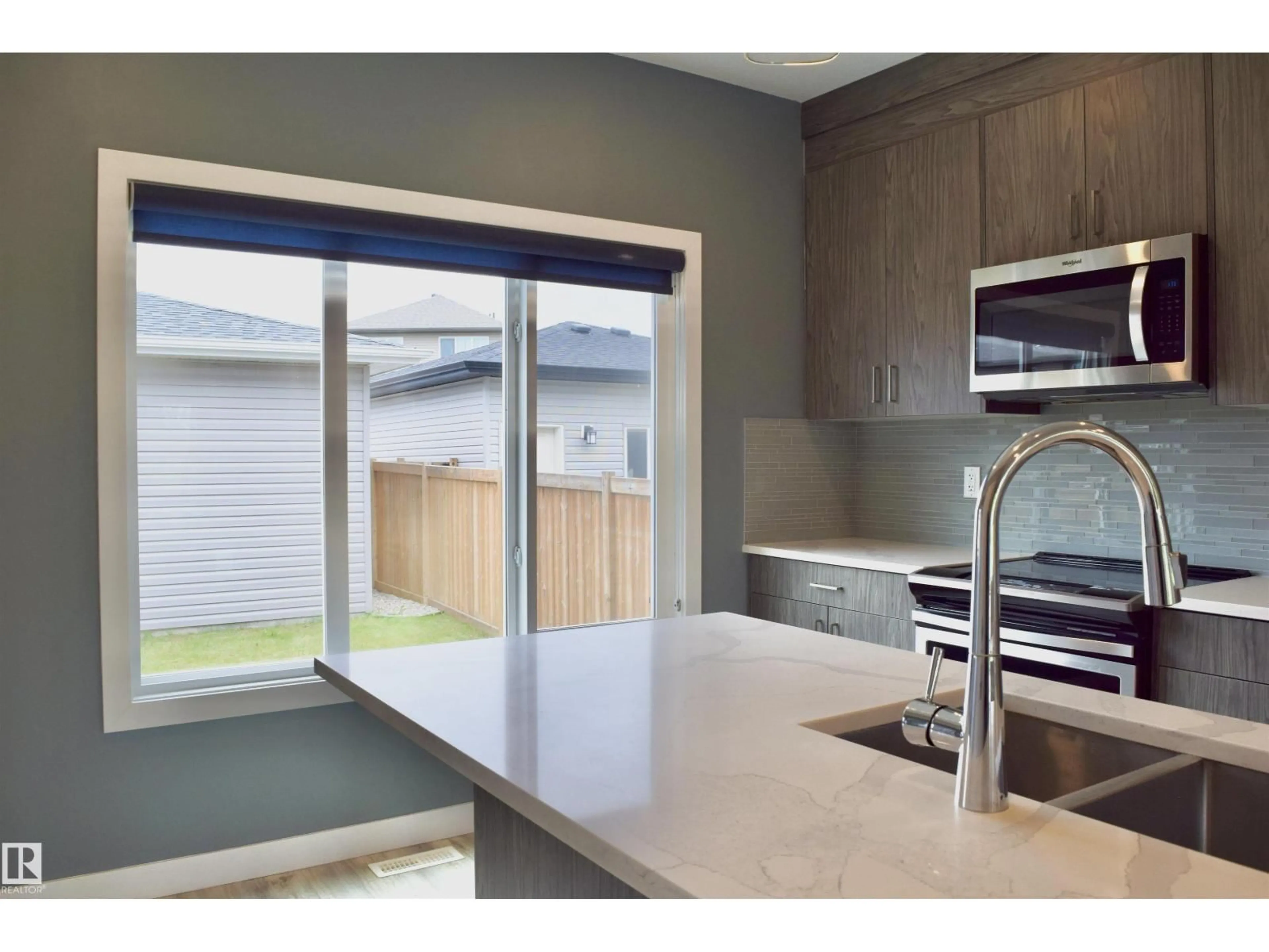 Open concept kitchen, unknown for 61 DILLINGHAM AV, Fort Saskatchewan Alberta T8L0N2