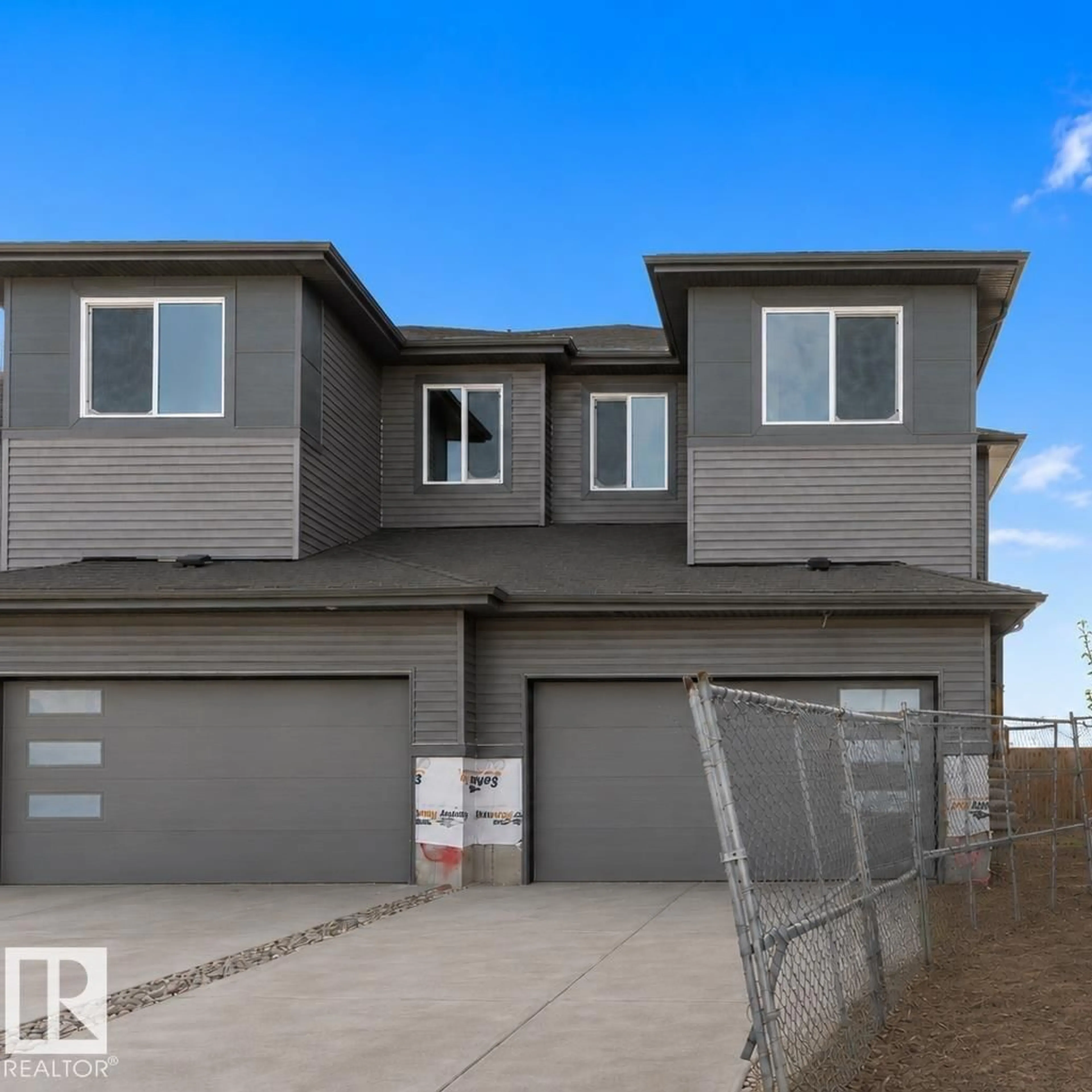 Home with vinyl exterior material, street for 34 ASTORIA PL, Devon Alberta T9G0M7