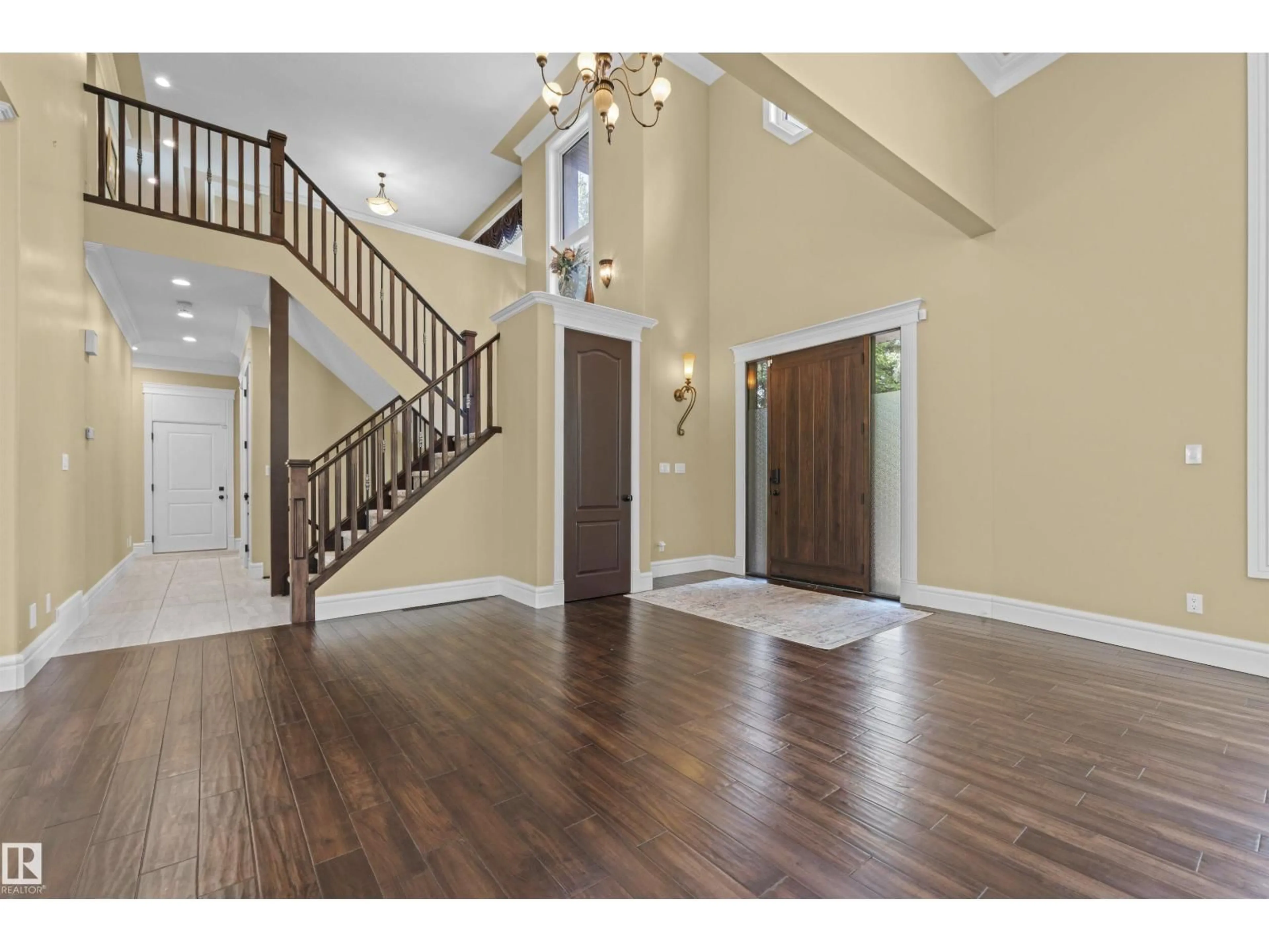 Indoor entryway for 116 WINDERMERE CR, Edmonton Alberta T6W0S3