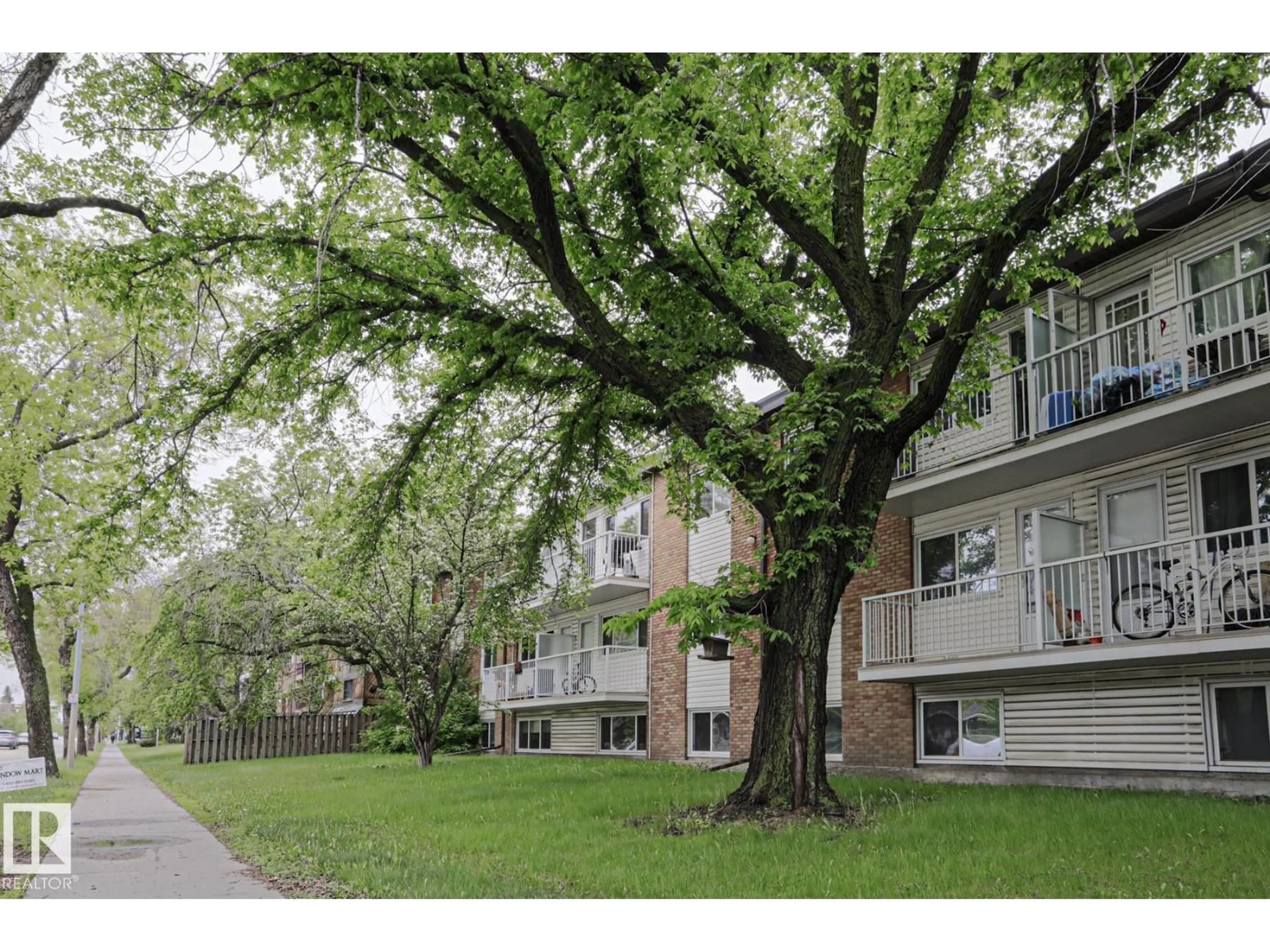 Unknown for 205 14903 92 AV NW, Edmonton Alberta T5R5B5