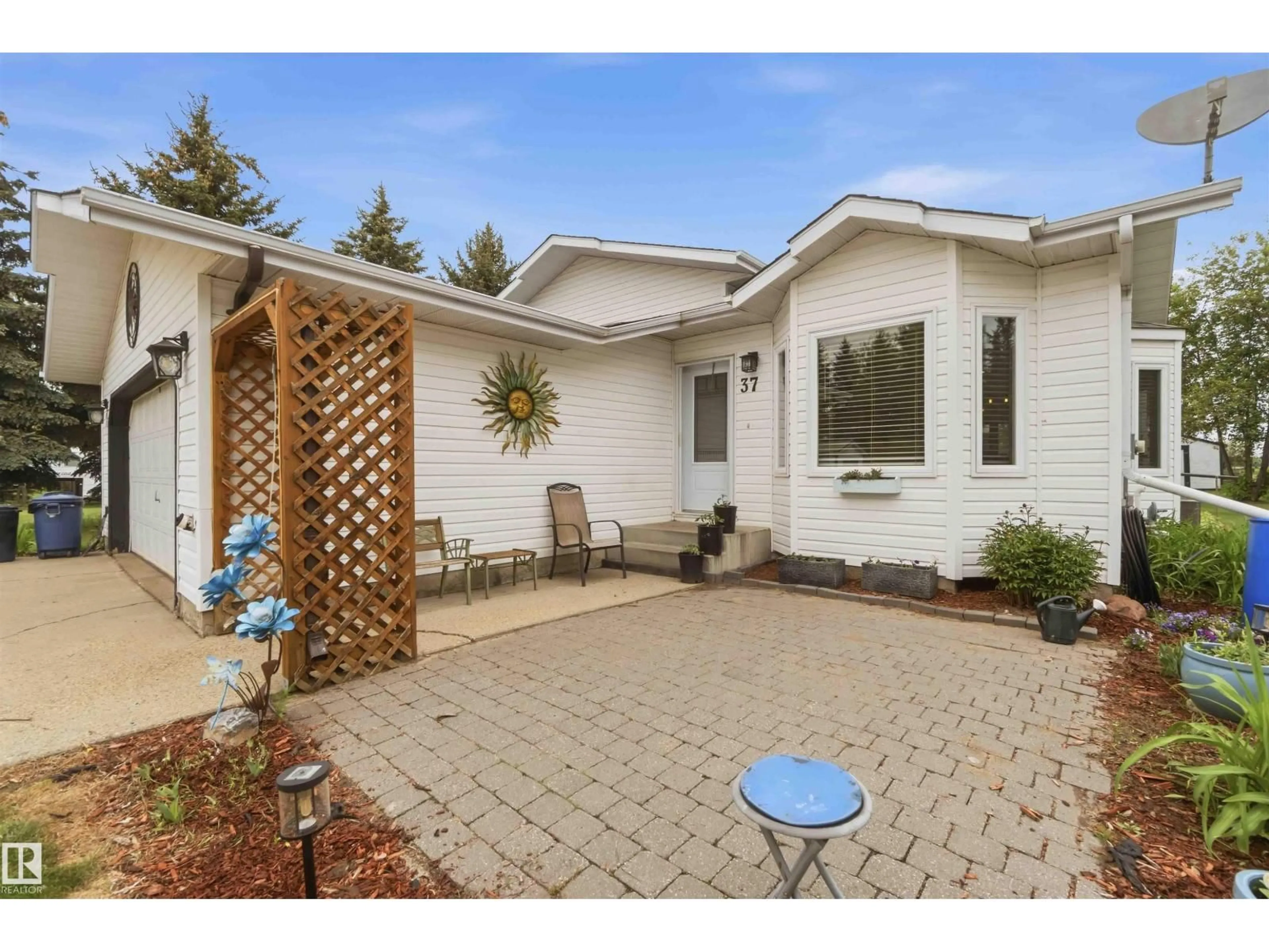 Unknown for 56220 - 37 RGE RD 230, Rural Sturgeon County Alberta T0A1N0