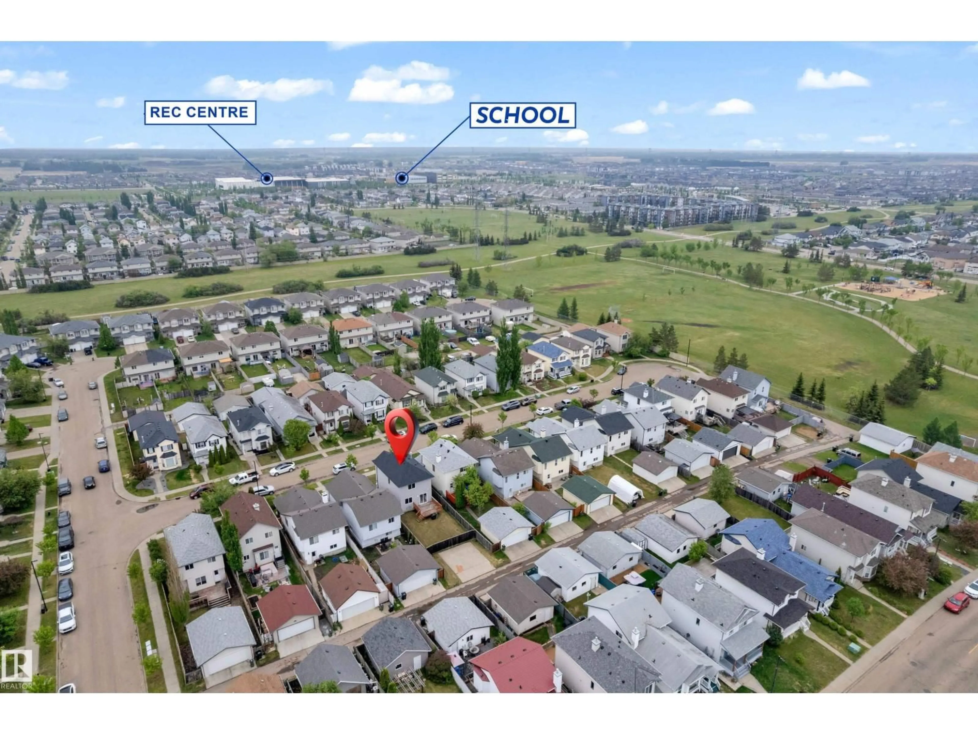 A pic from outside/outdoor area/front of a property/back of a property/a pic from drone, street for 2912 31 STREET, Edmonton Alberta T6T1T9