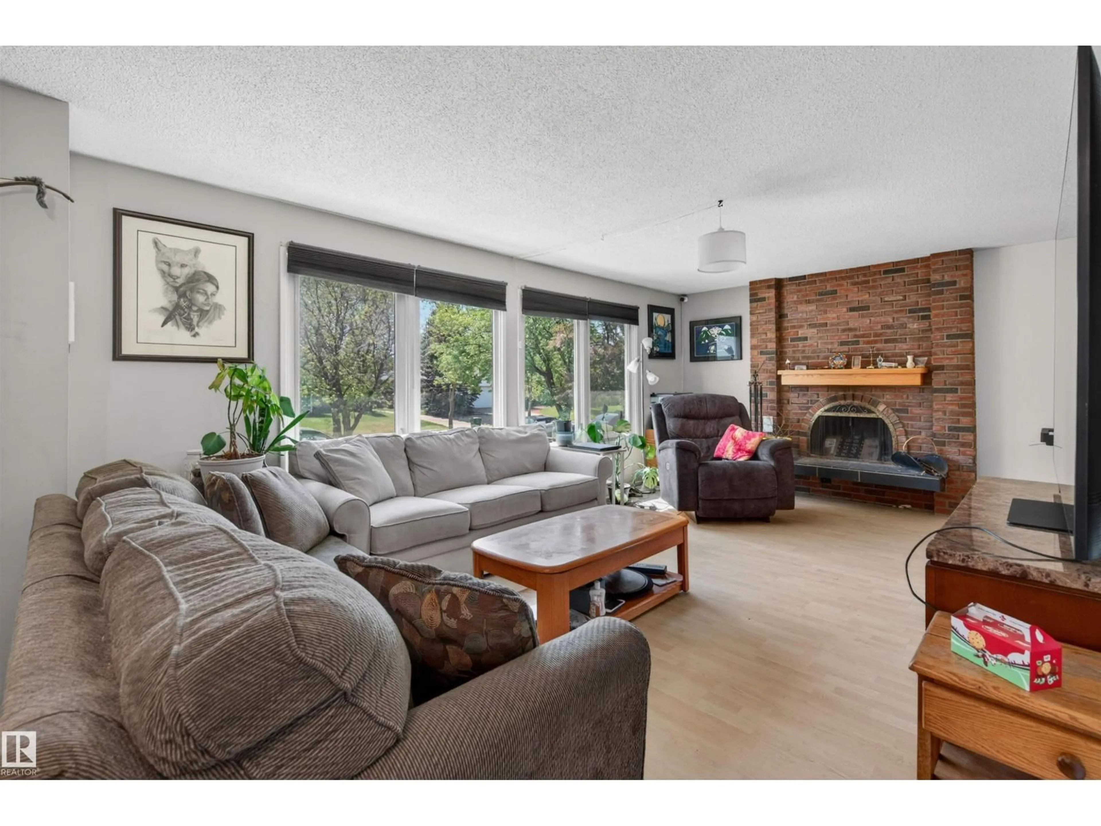 Living room with furniture, unknown for 3 ALCOTT CR, St. Albert Alberta T8N2H7