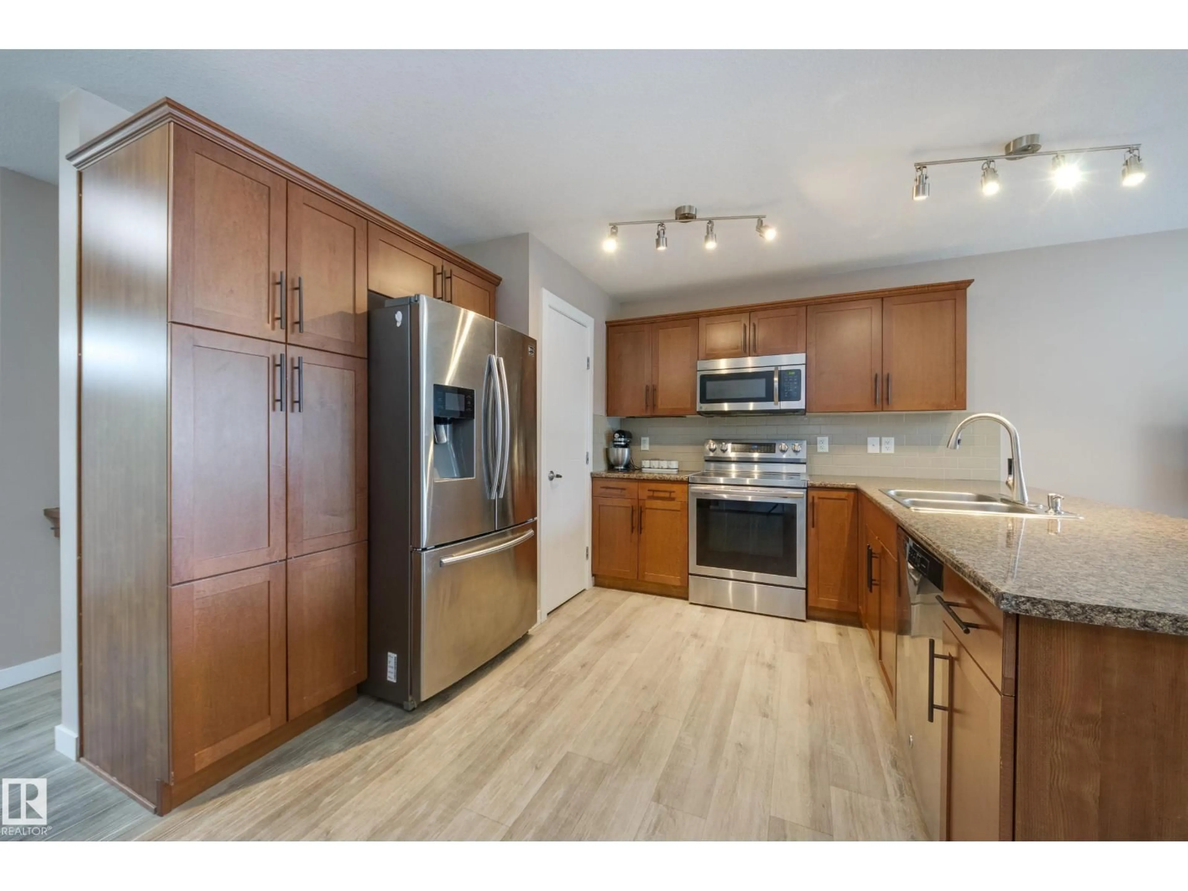 Open concept kitchen, unknown for 501 CHAPPELLE DR, Edmonton Alberta T6W2B4