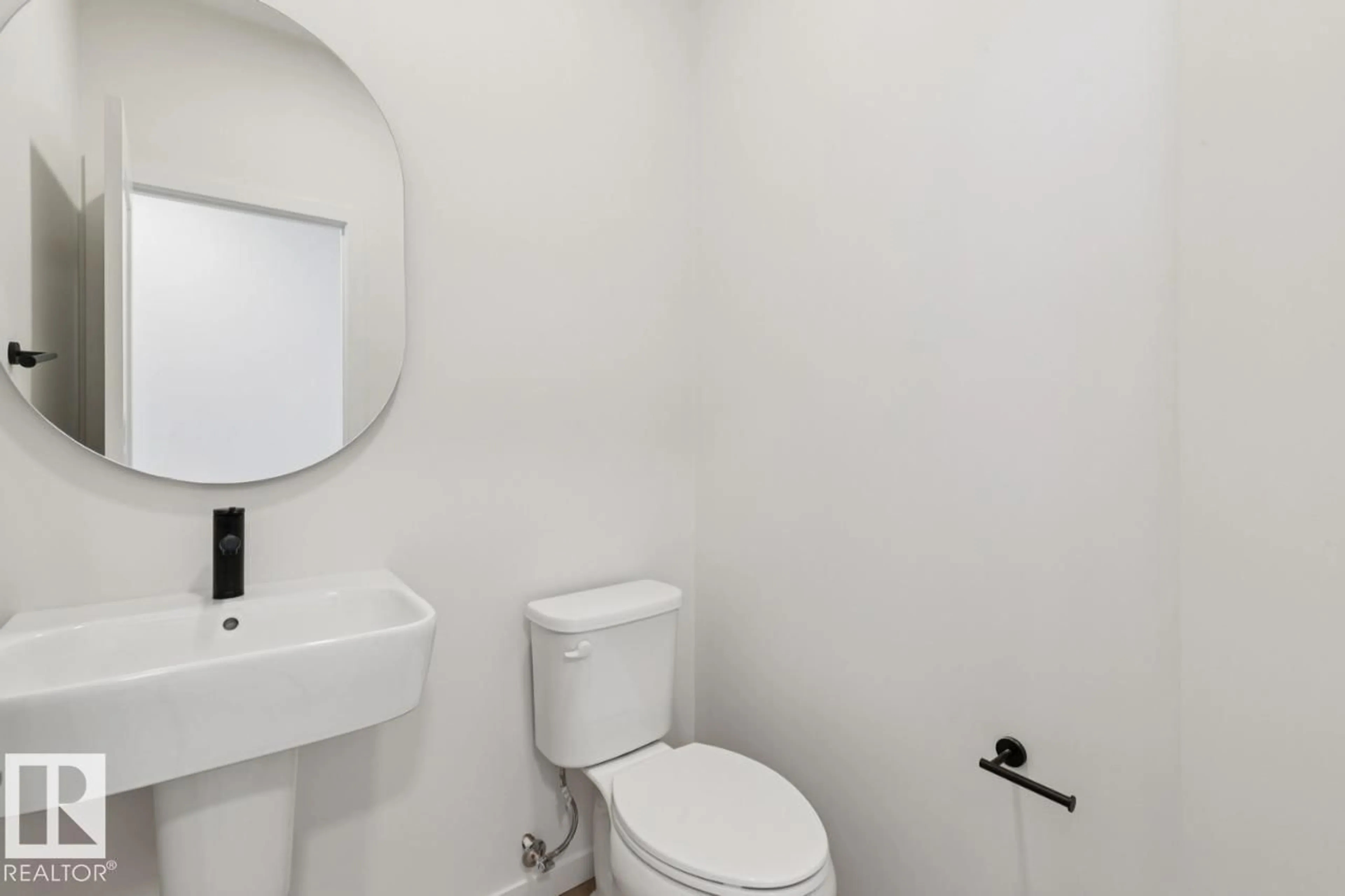 Standard bathroom, floor is not visible for 428 30 ST, Edmonton Alberta T6X1A5