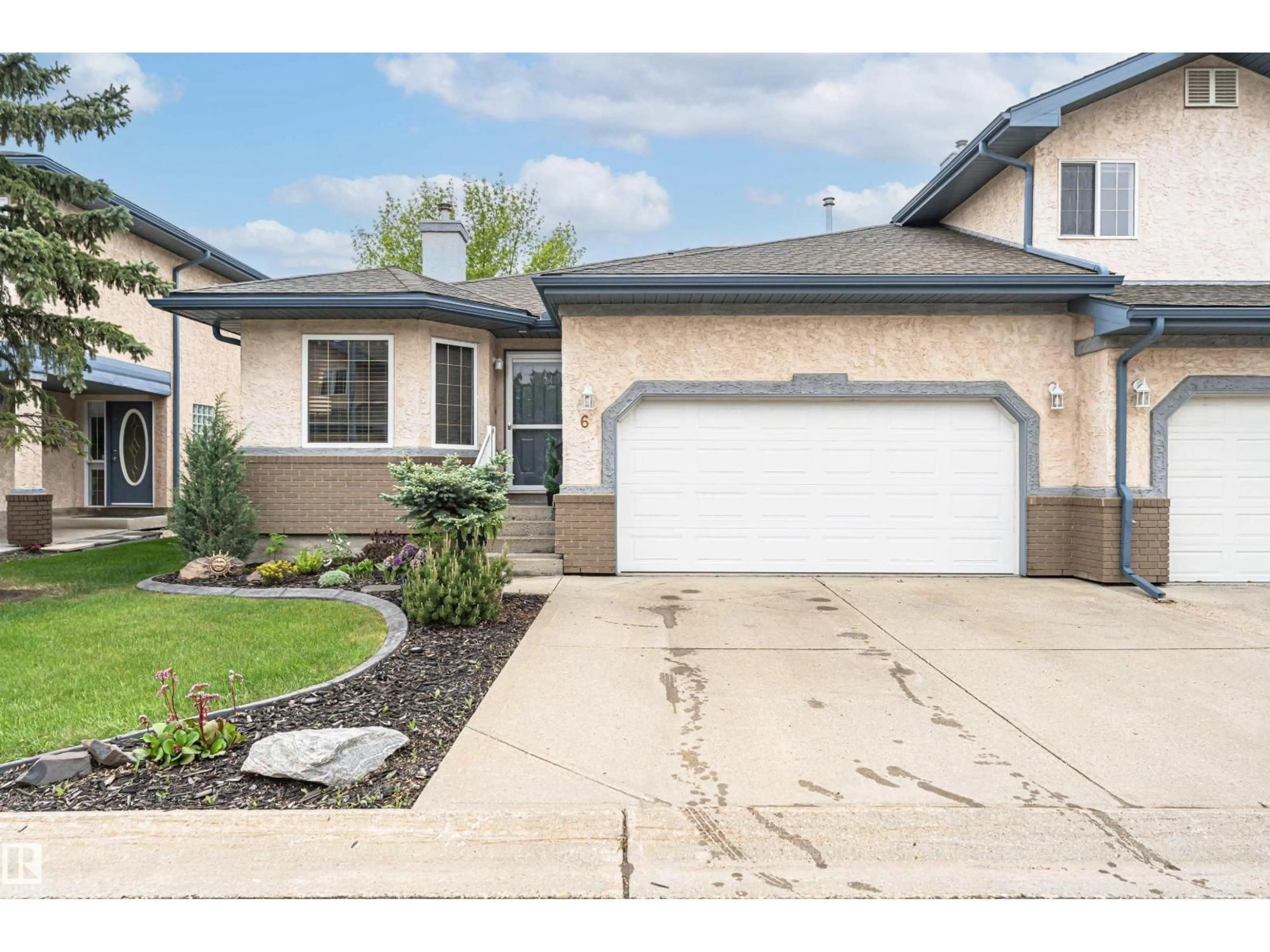Home with vinyl exterior material, street for 6 ESTATES CO, Sherwood Park Alberta T6B1M9
