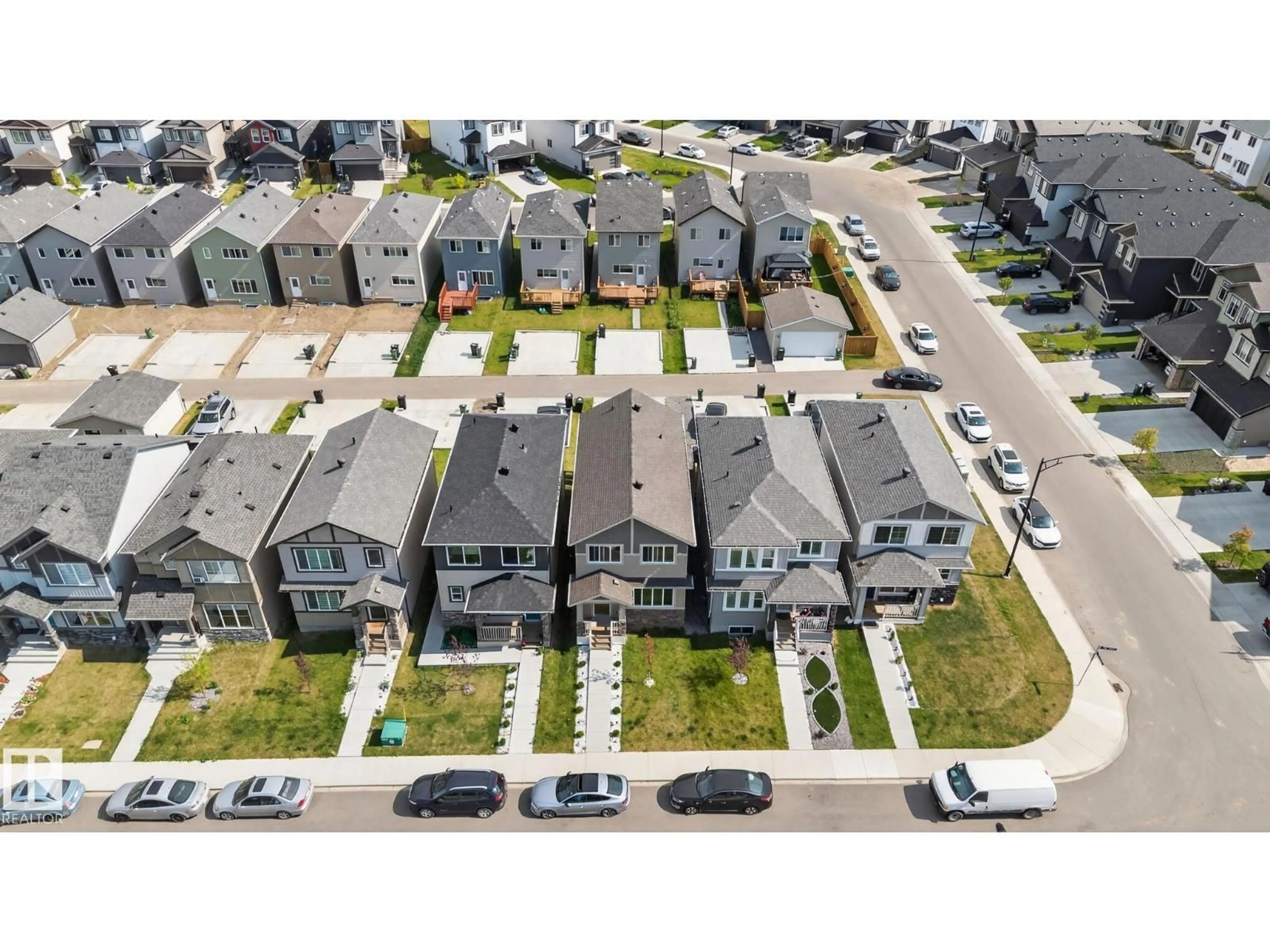 A pic from outside/outdoor area/front of a property/back of a property/a pic from drone, street for 1213 16A ST, Edmonton Alberta T6T2S5