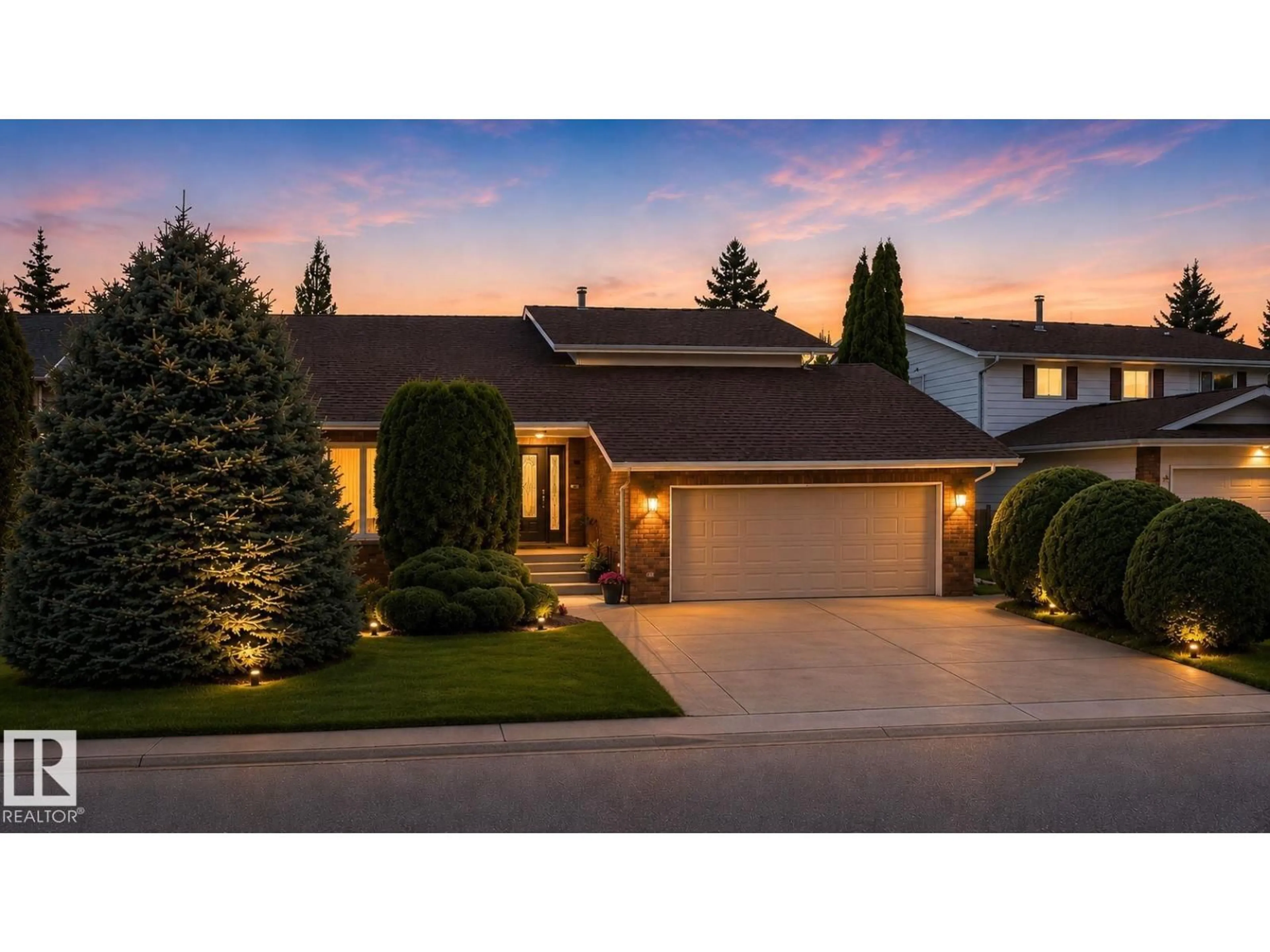 A pic from outside/outdoor area/front of a property/back of a property/a pic from drone, street for NW - 2332 113A ST, Edmonton Alberta T6J4Y2