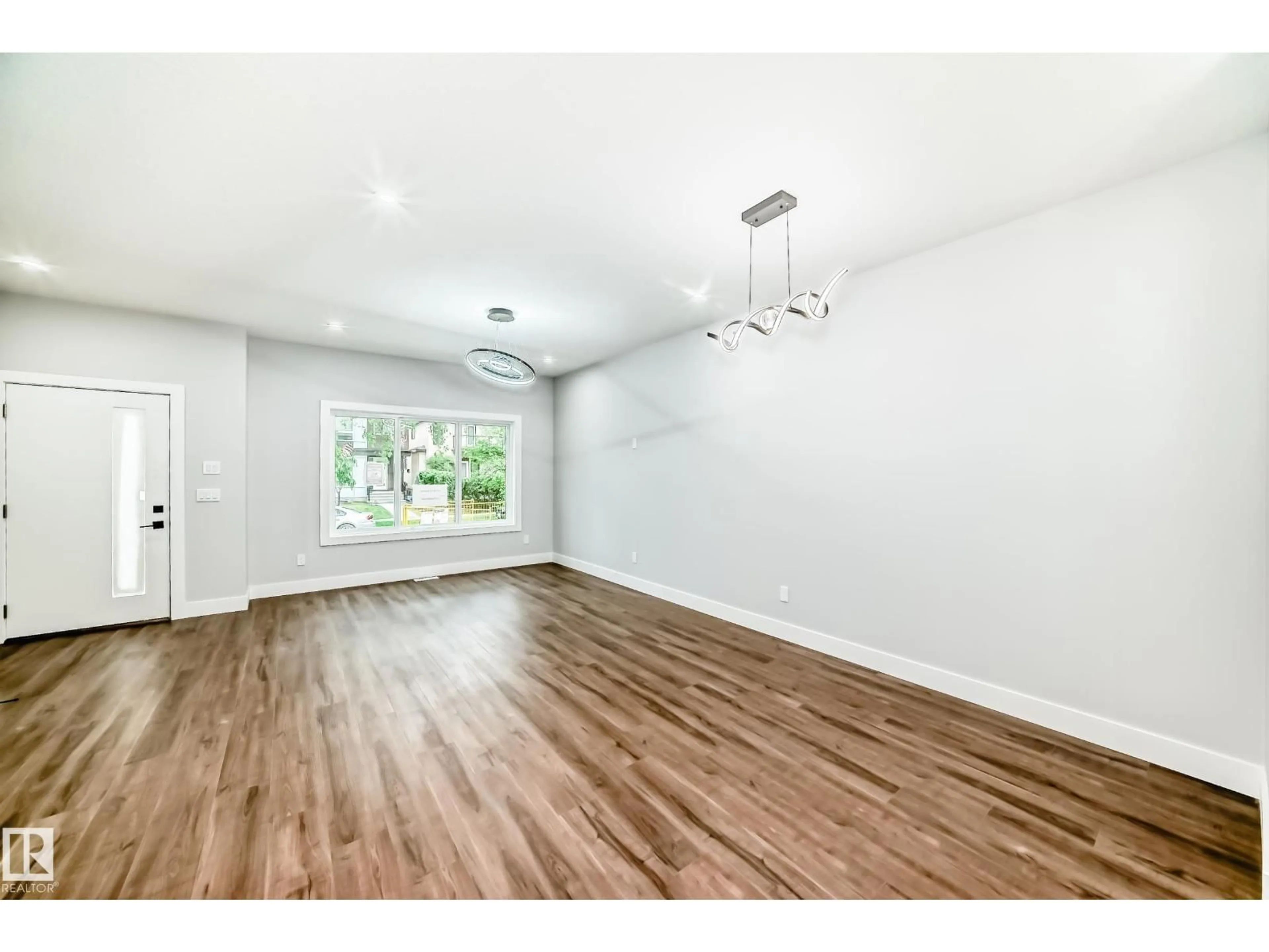A pic of a room for 11170 73 AV NW, Edmonton Alberta T6G0C4