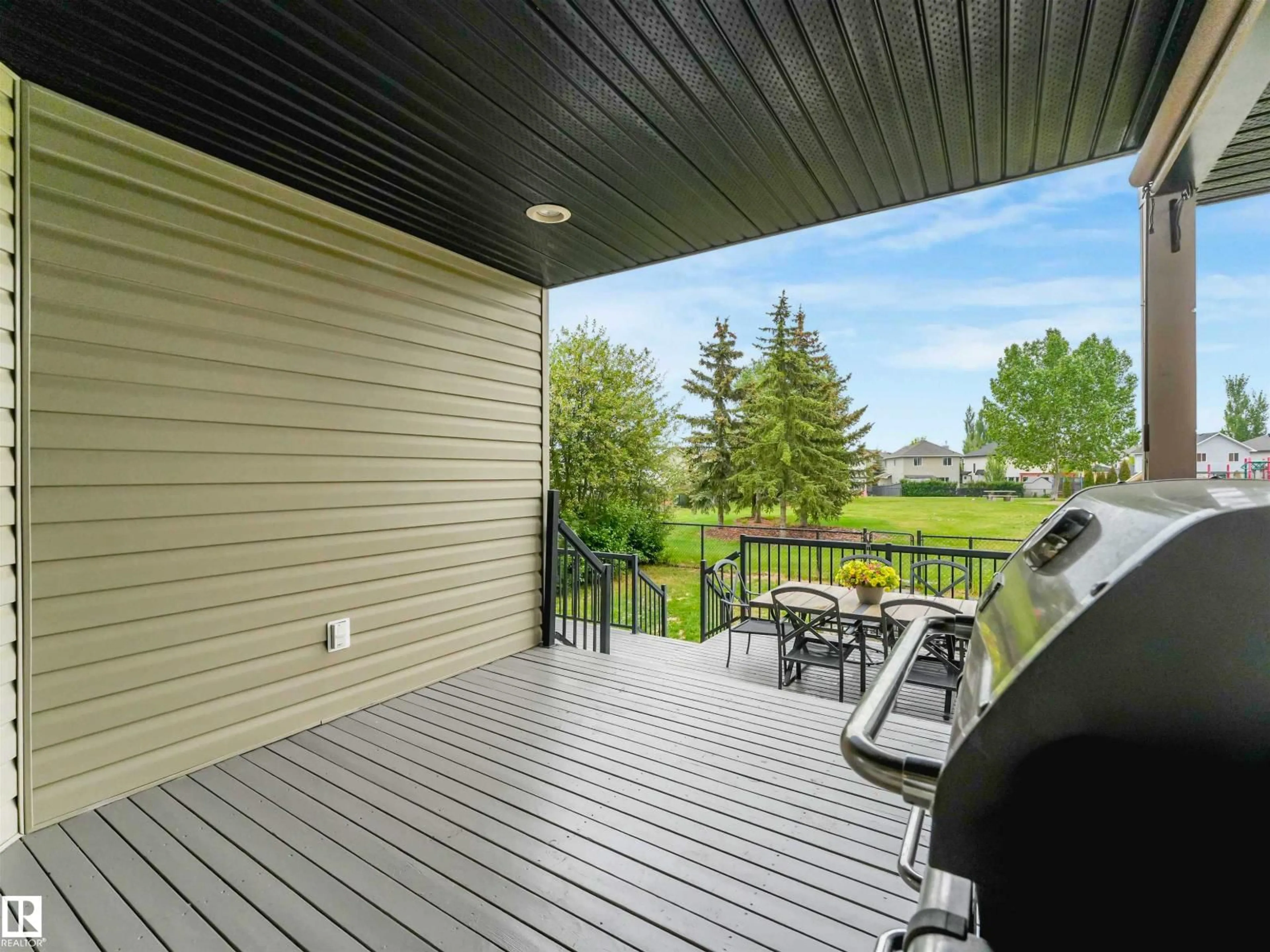 Patio, water/lake/river/ocean view for 105 RUE MOREAU, Beaumont Alberta T4X1T1