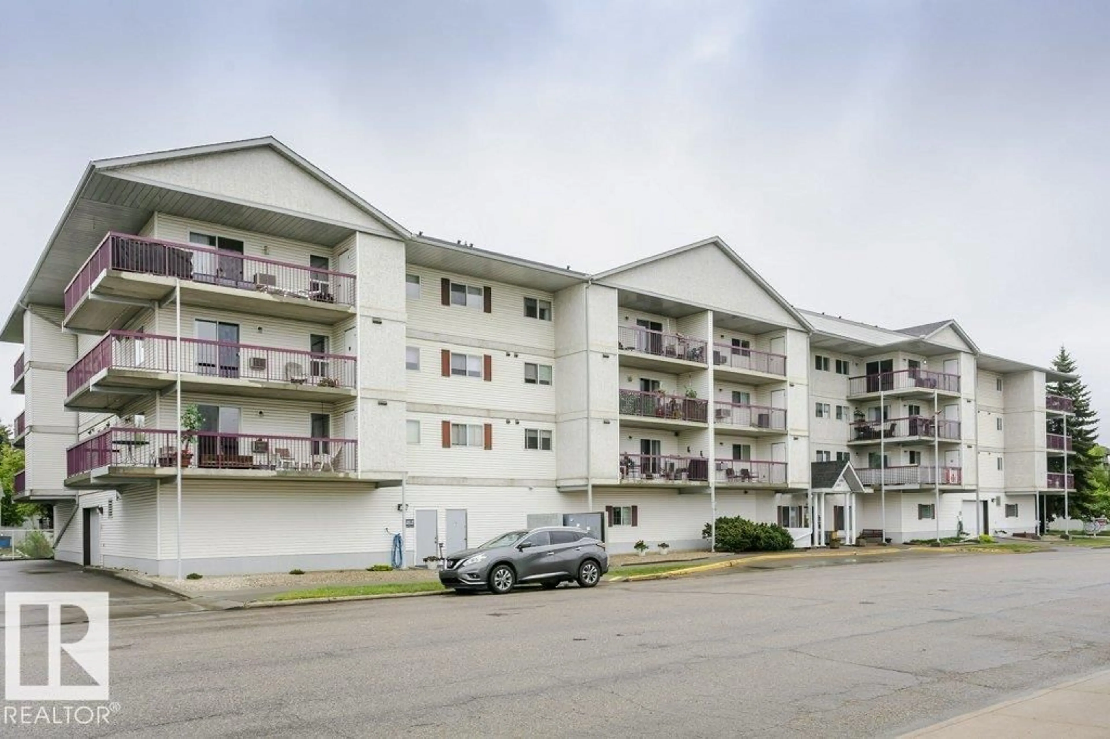 Unknown for 207 - 4906 47 AV, Leduc Alberta T9E6R7