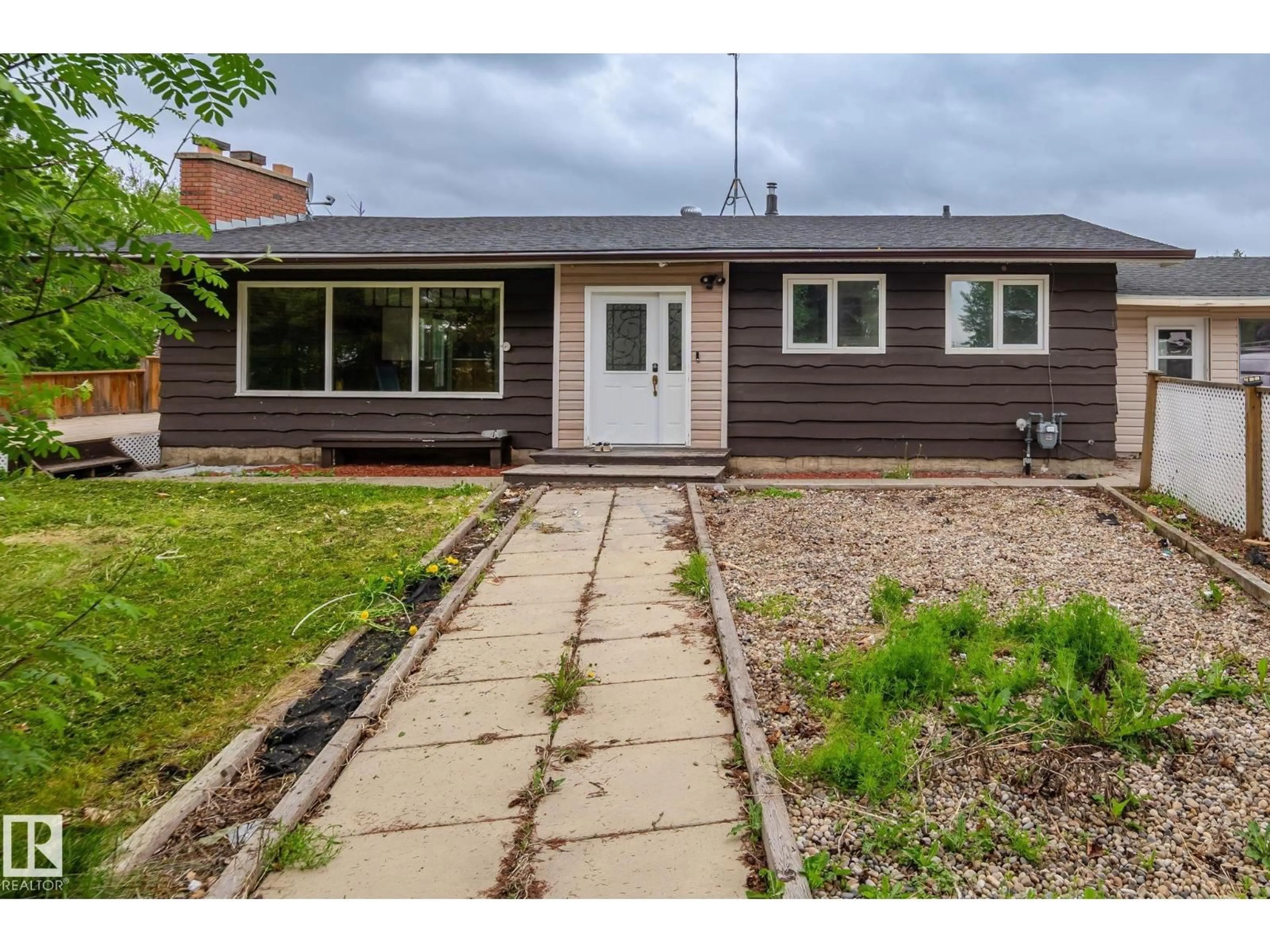 Unknown for 10915 SPRUCE VALLEY RD, Rural Parkland County Alberta T7X6E5