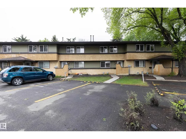 227 WOODBRIDGE WY, Sherwood Park 2