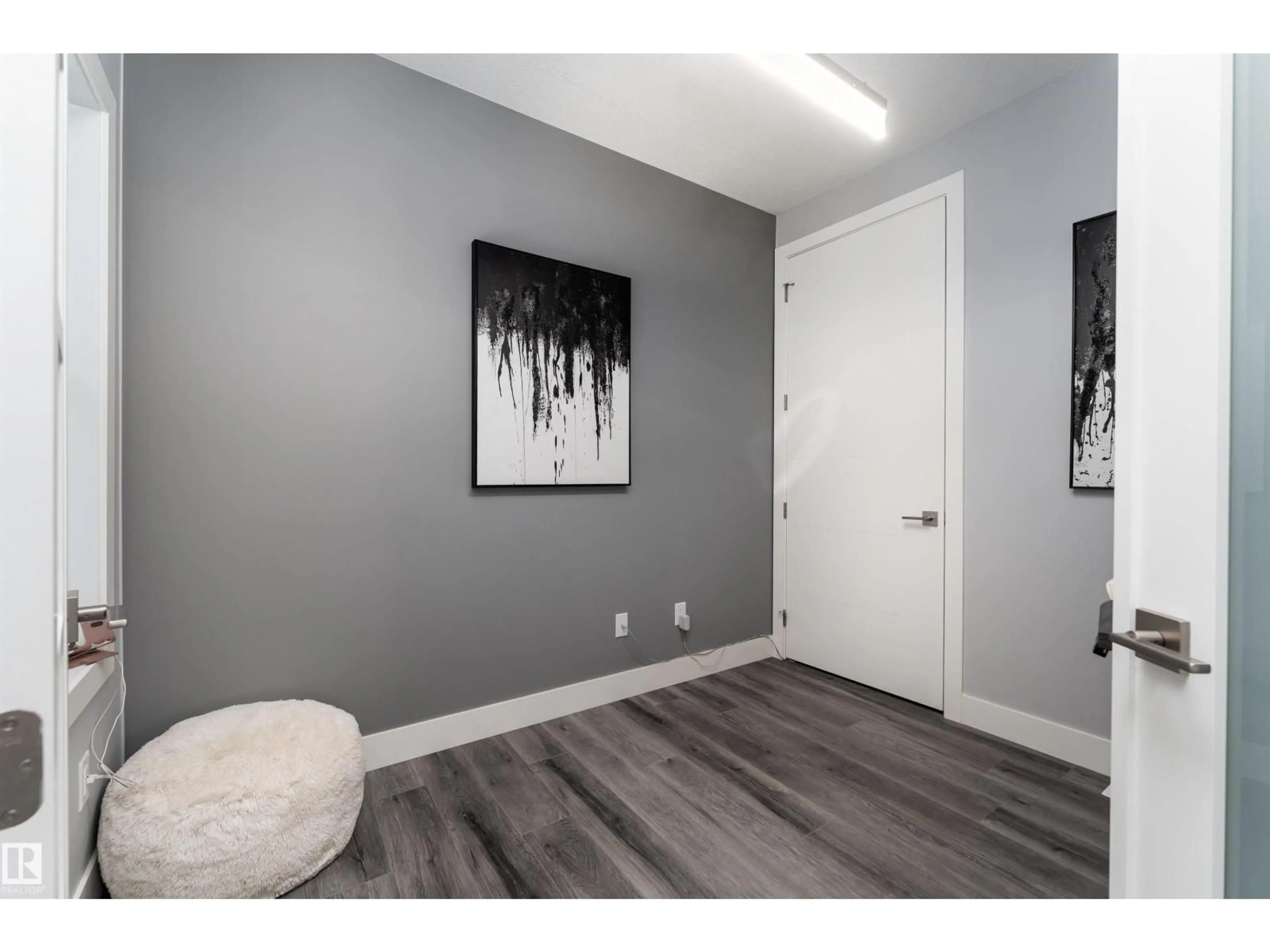 Indoor entryway for 18 KIWYCK LI, Spruce Grove Alberta T7X3G7