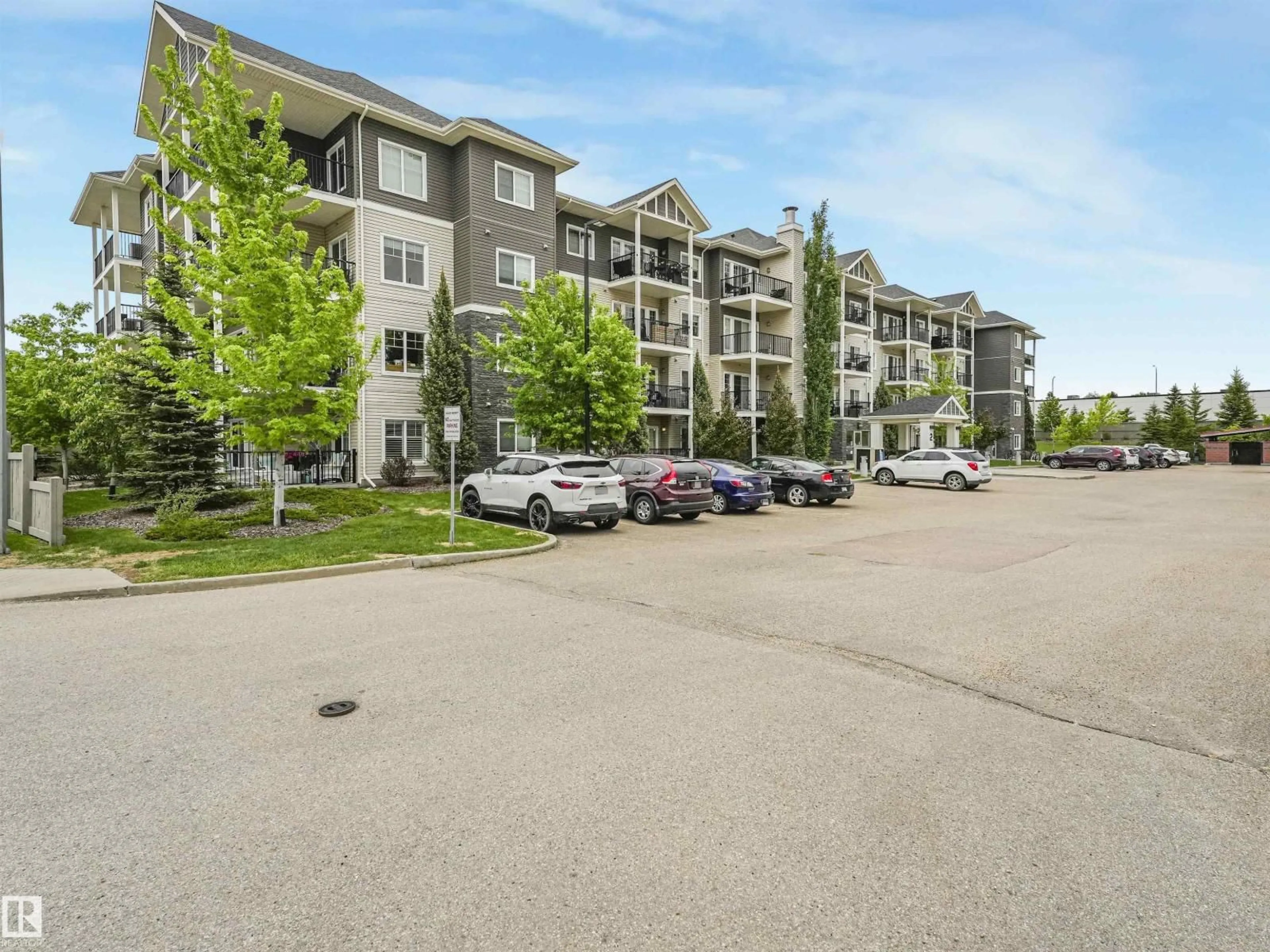 Unknown for 1103 AUGUSTINE CR, Sherwood Park Alberta T8H0X8