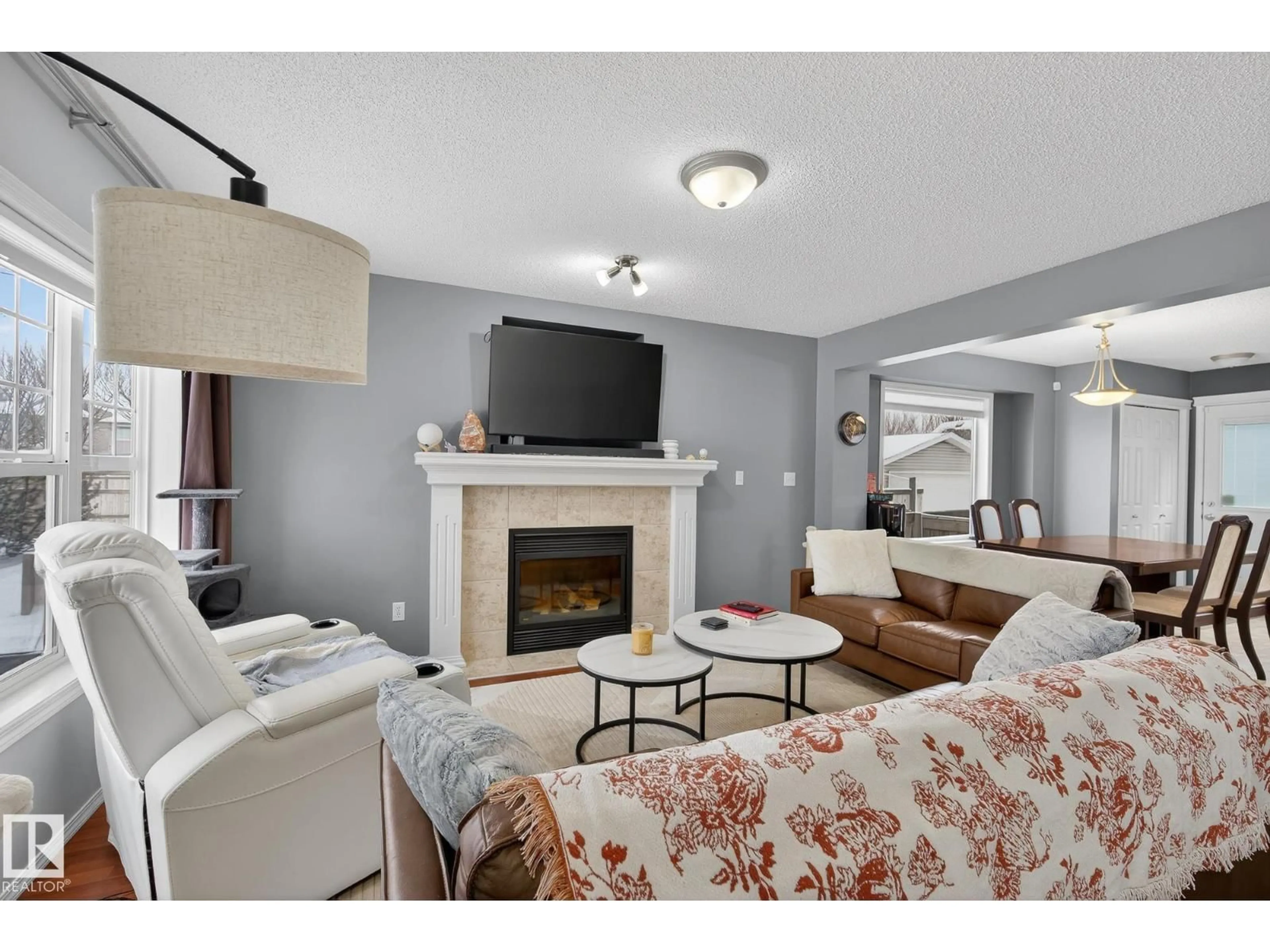 Living room with furniture, unknown for 67 SUMMERFIELD PT, Sherwood Park Alberta T8H2P6