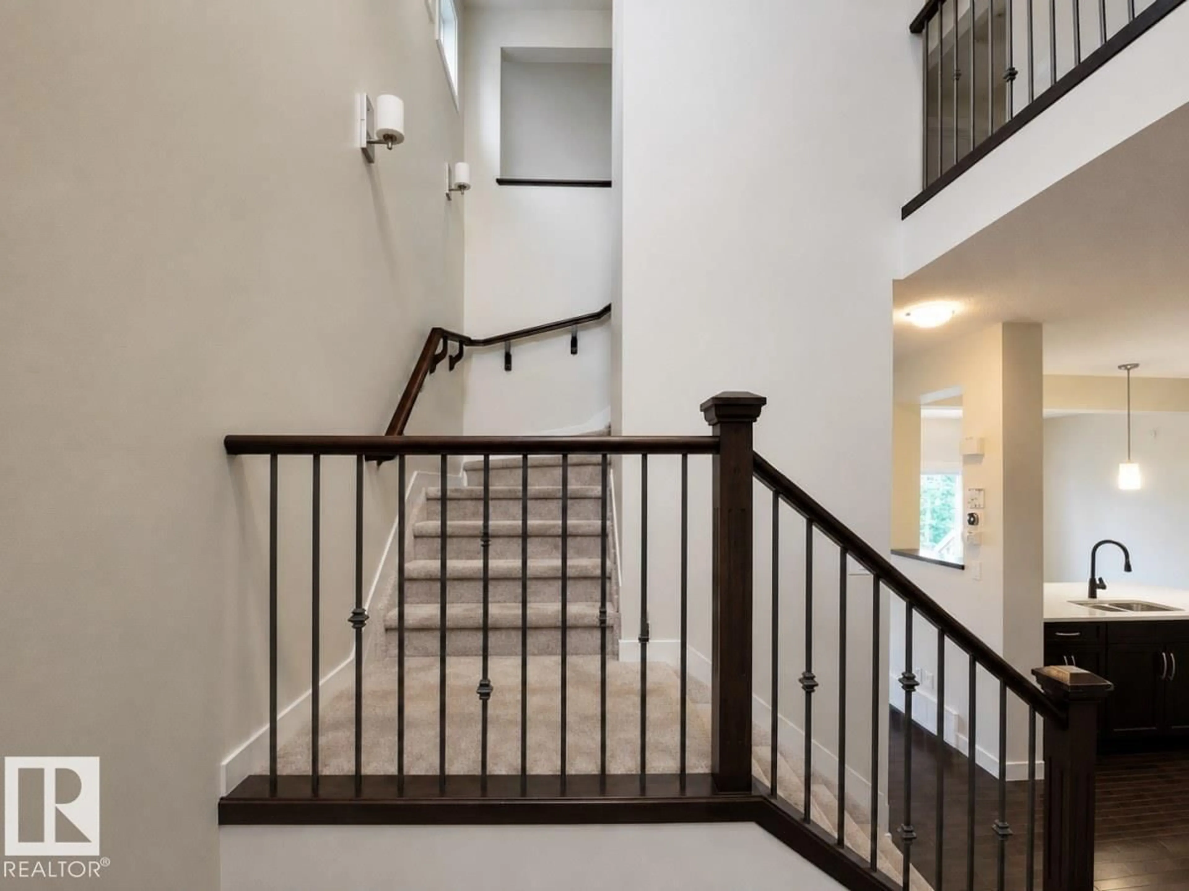 Stairs for 1227 SECORD LANDING LD, Edmonton Alberta T5T4N3