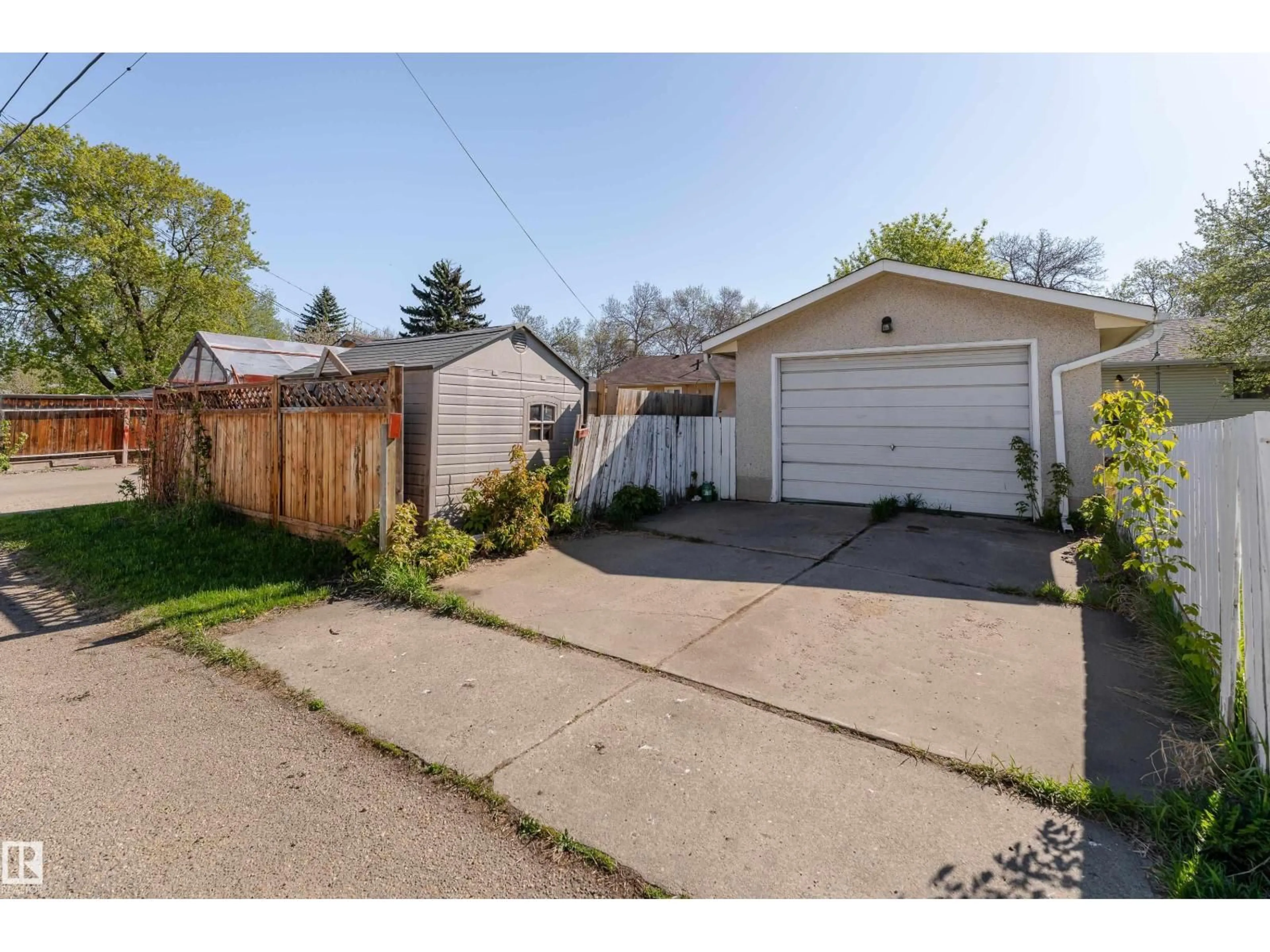 Unknown for 11910 43 ST, Edmonton Alberta T5W2P6