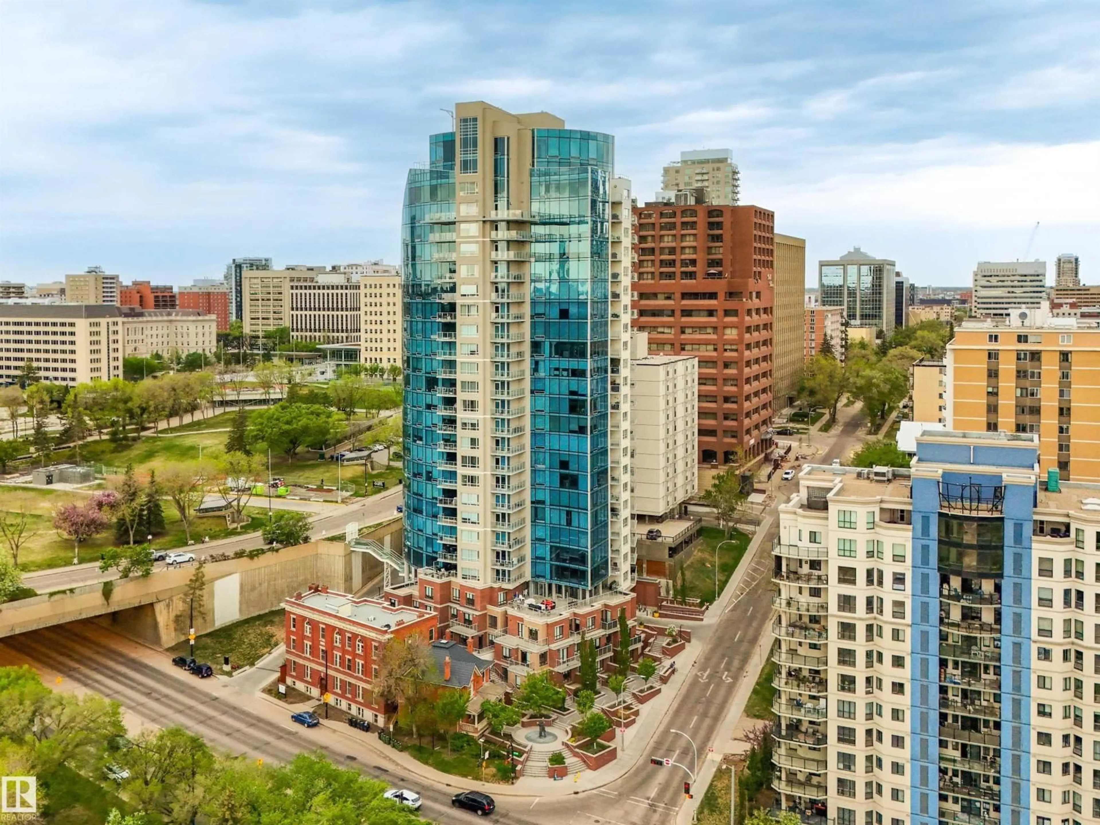 A pic from outside/outdoor area/front of a property/back of a property/a pic from drone, city buildings view from balcony for 2504 106 ST, Edmonton Alberta T8N0K8